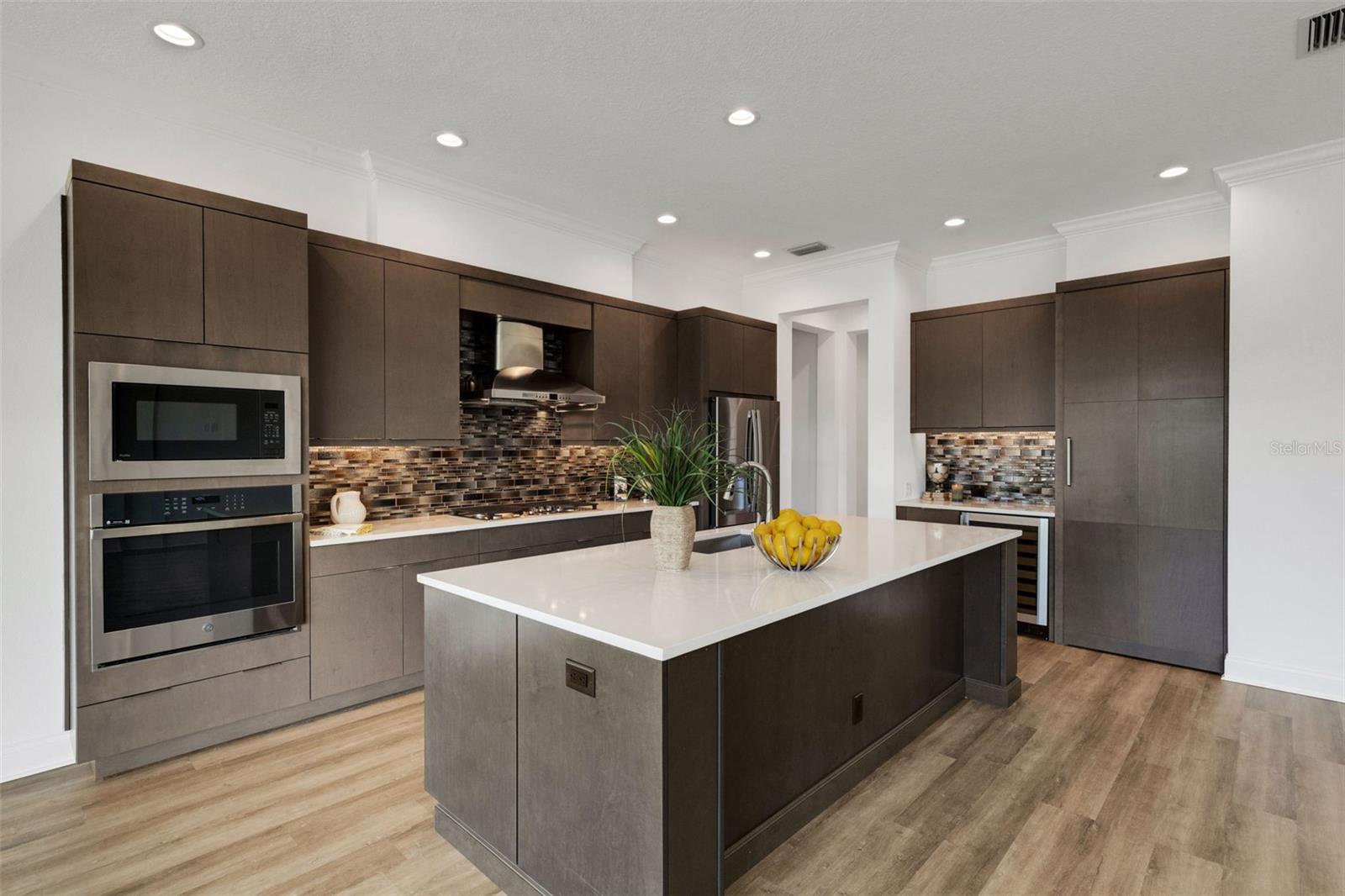 1969 GRASSLANDS BLVD