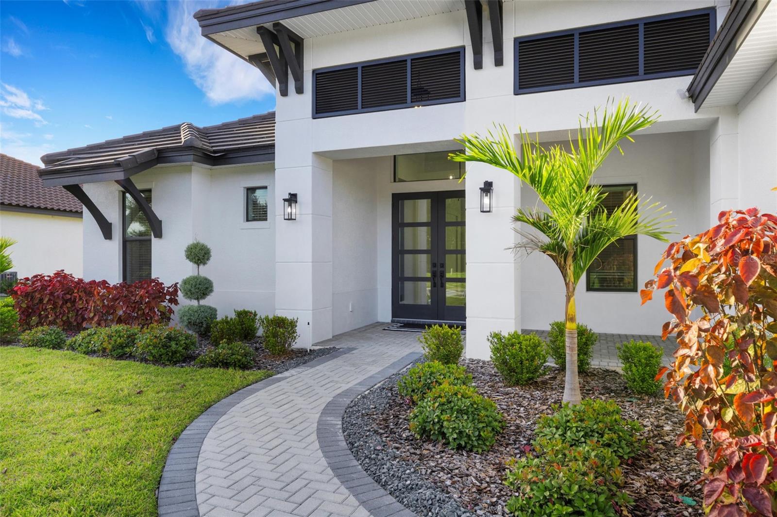 1969 GRASSLANDS BLVD