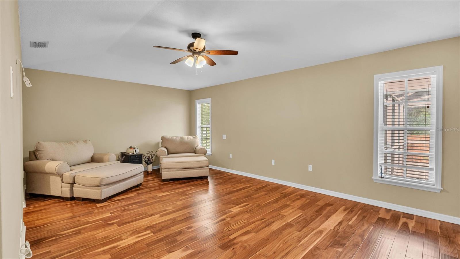 5966 LAKE VICTORIA DR