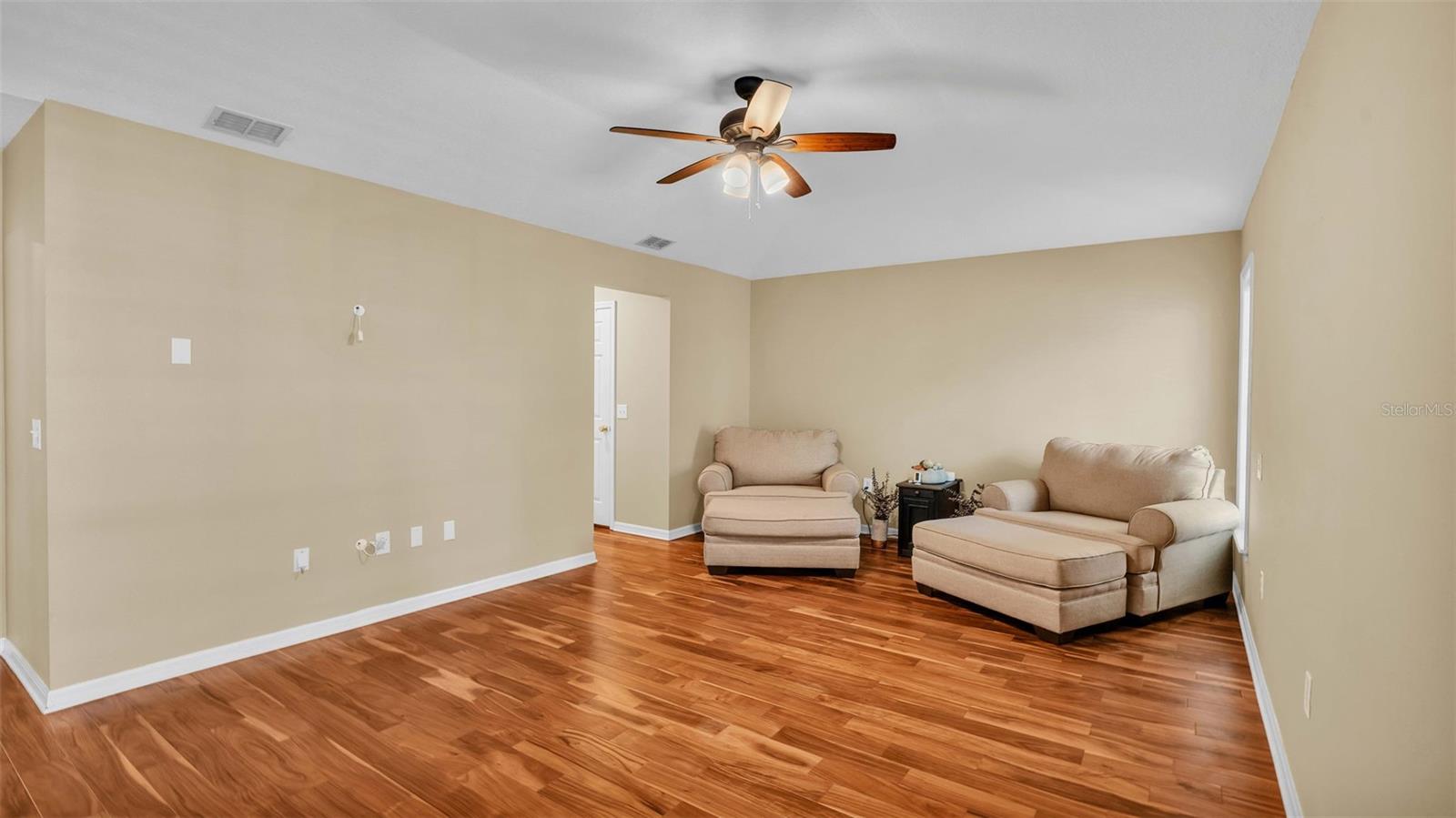 5966 LAKE VICTORIA DR