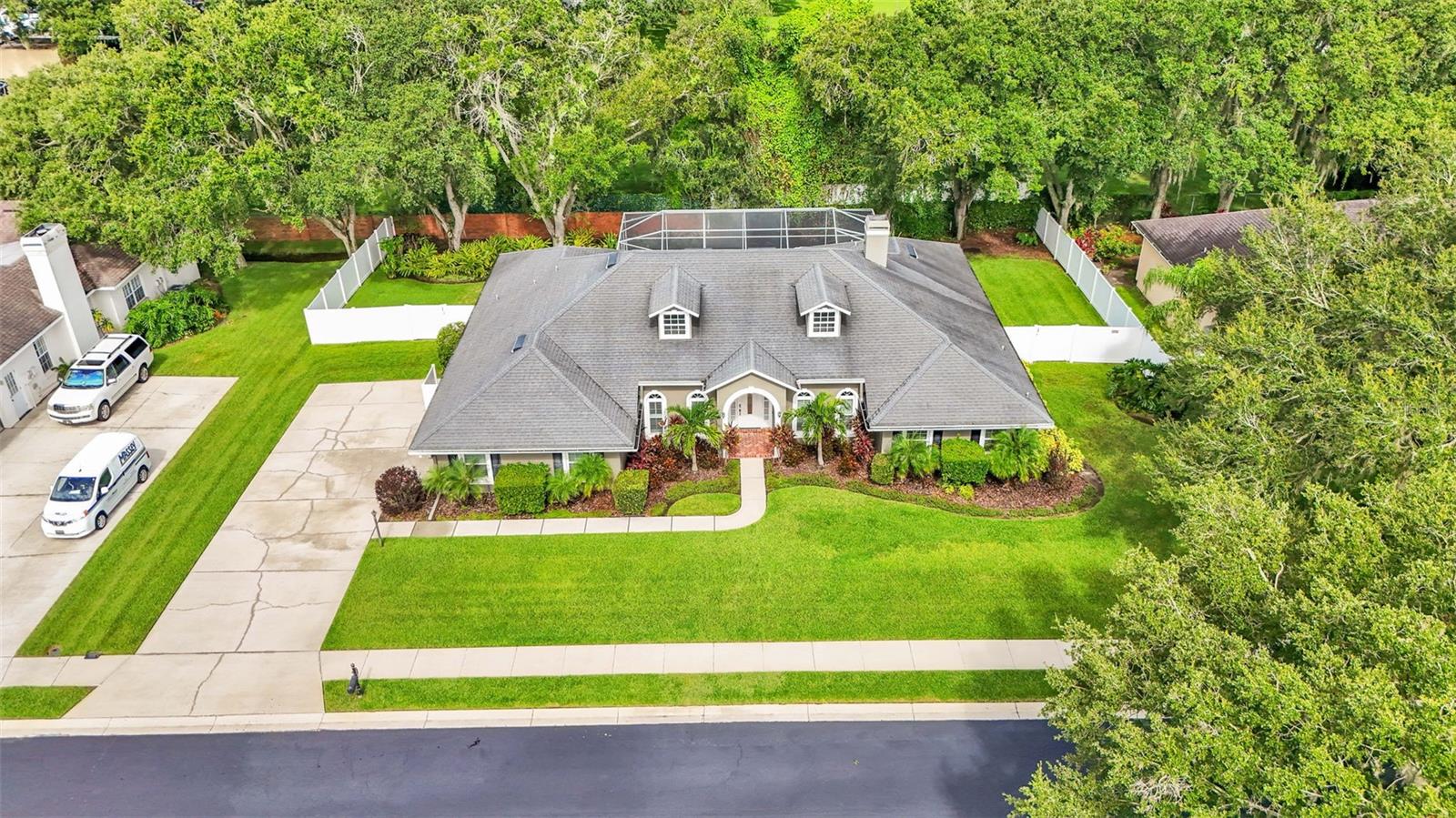 5966 LAKE VICTORIA DR