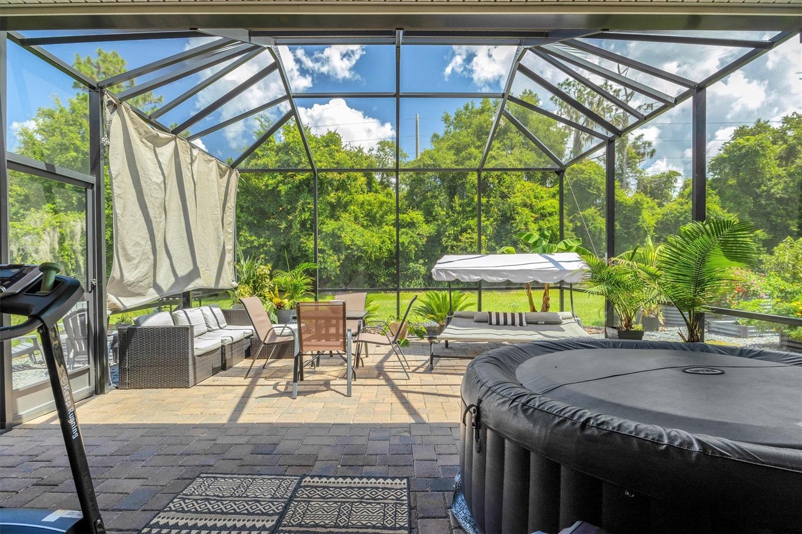 1528 CORDGRASS WAY