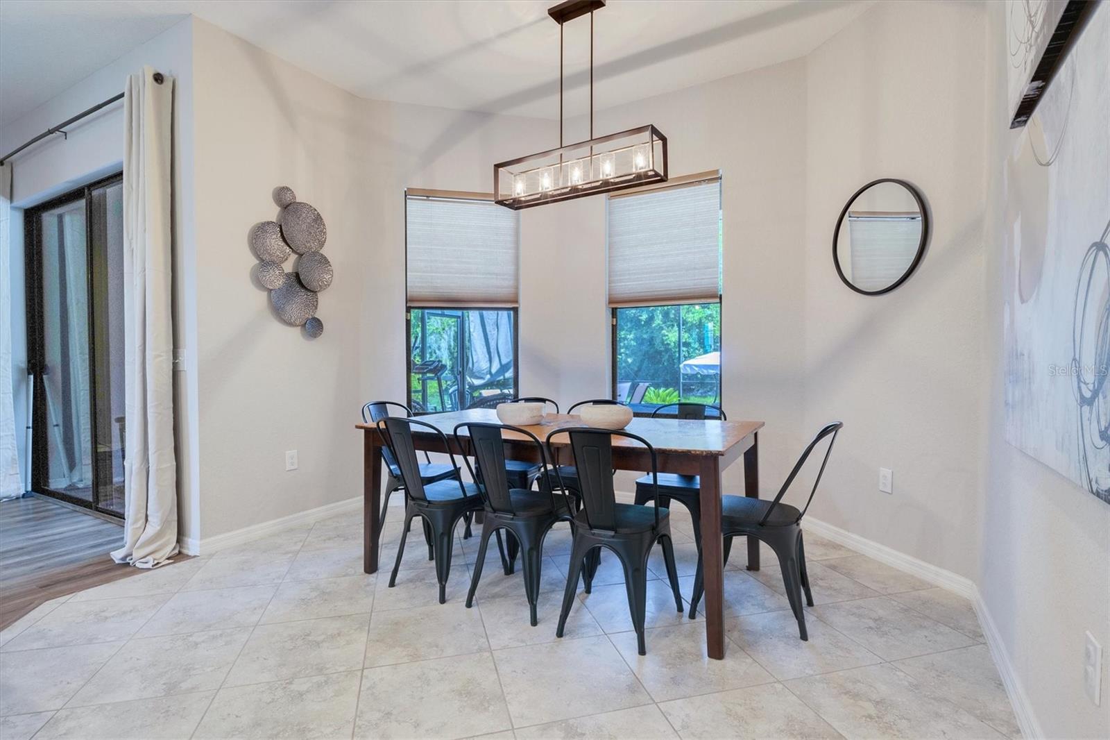1528 CORDGRASS WAY