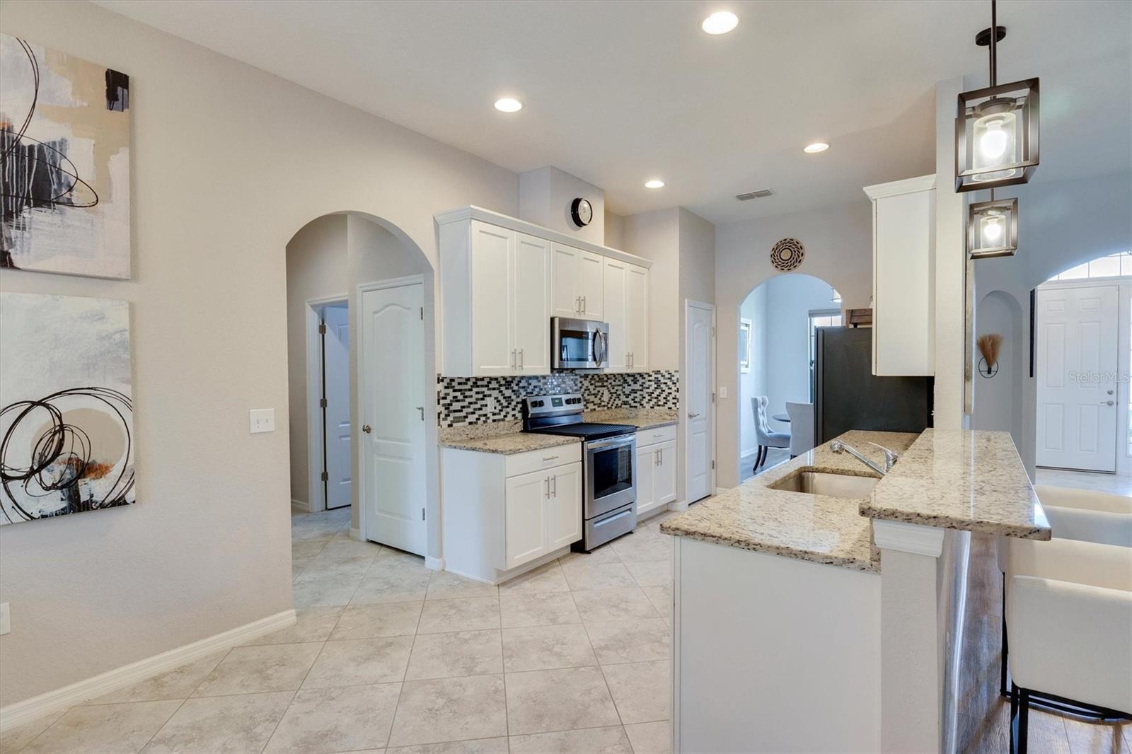 1528 CORDGRASS WAY
