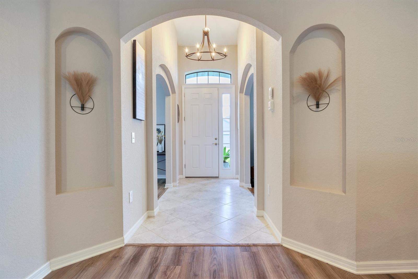 1528 CORDGRASS WAY