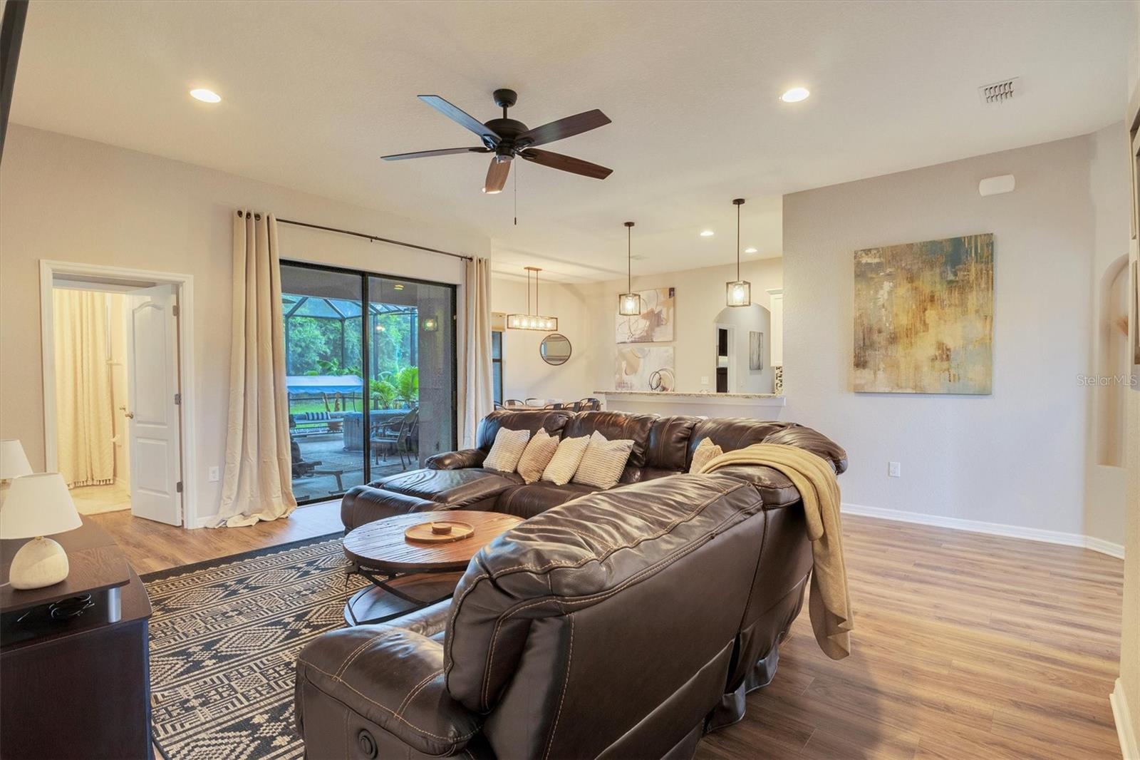 1528 CORDGRASS WAY