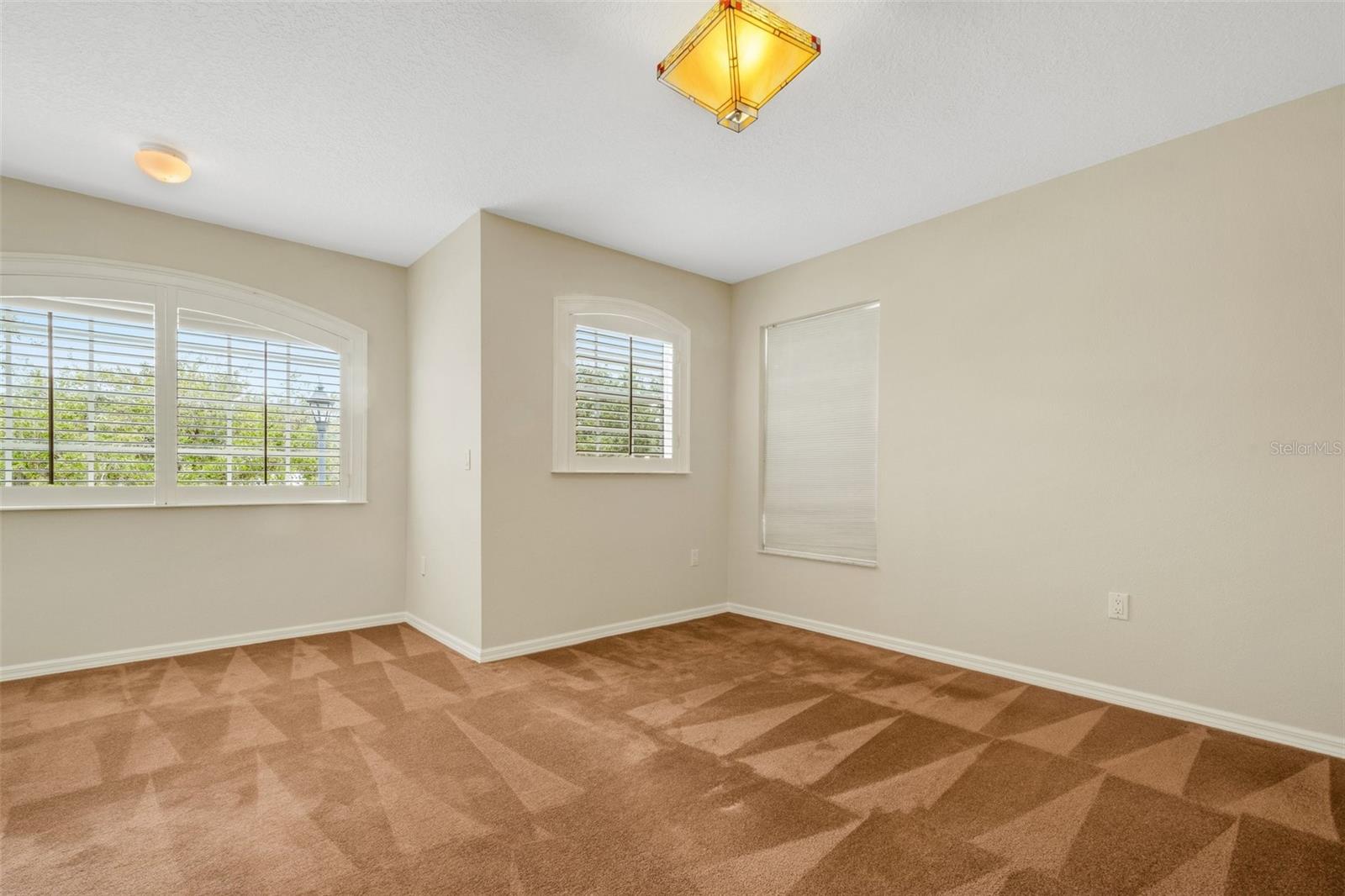 7010 CASCADES CT