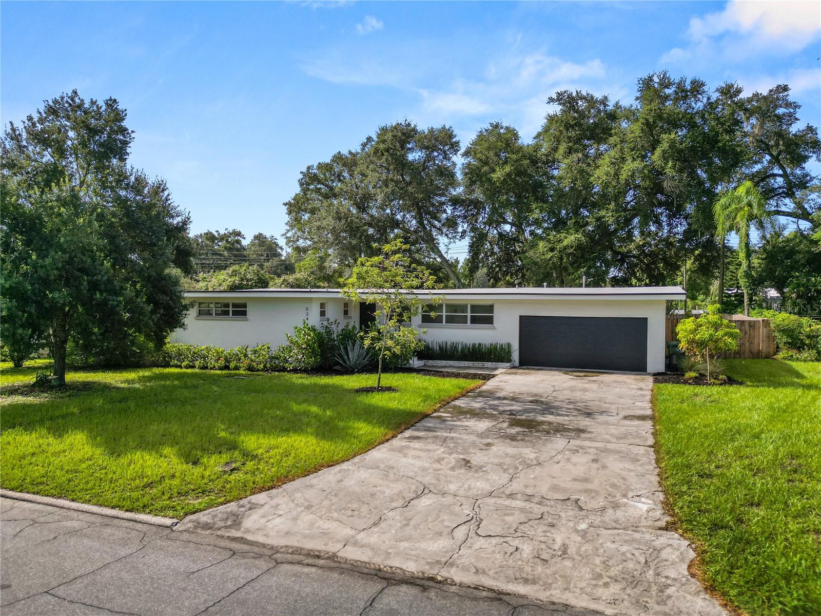 524 LOUISE DR