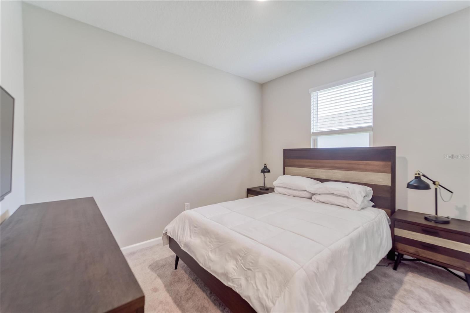 5428 ARLINGTON RIVER DR