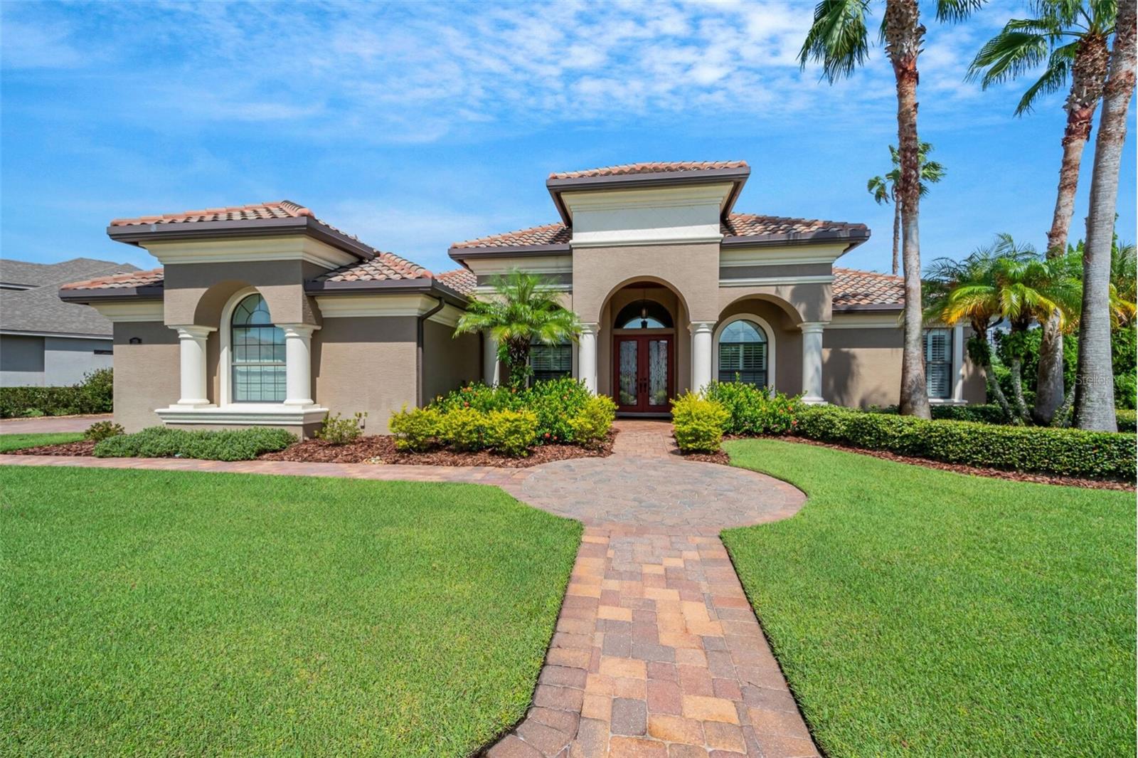 2351 HERITAGE LAKES DR