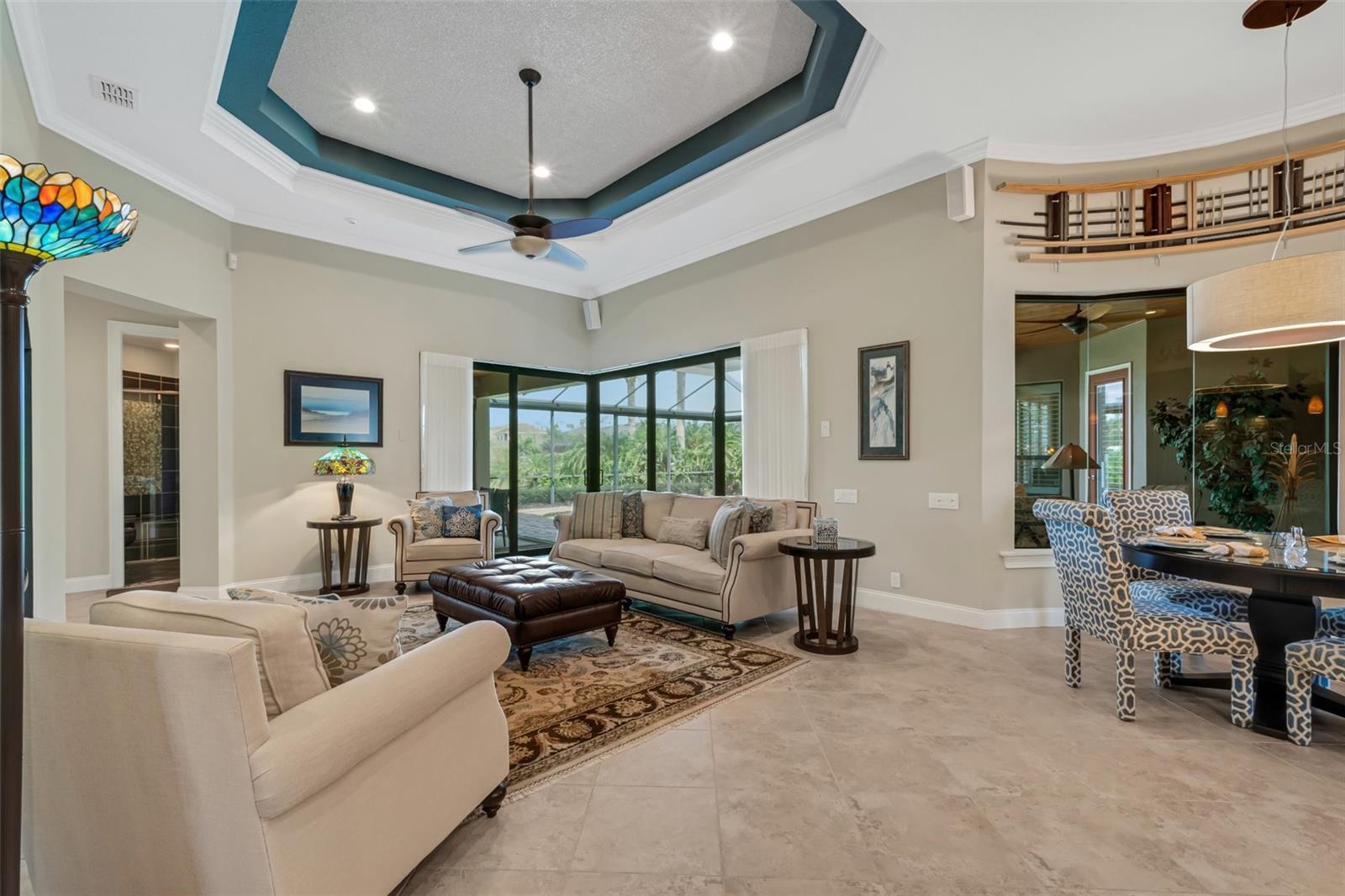 2351 HERITAGE LAKES DR