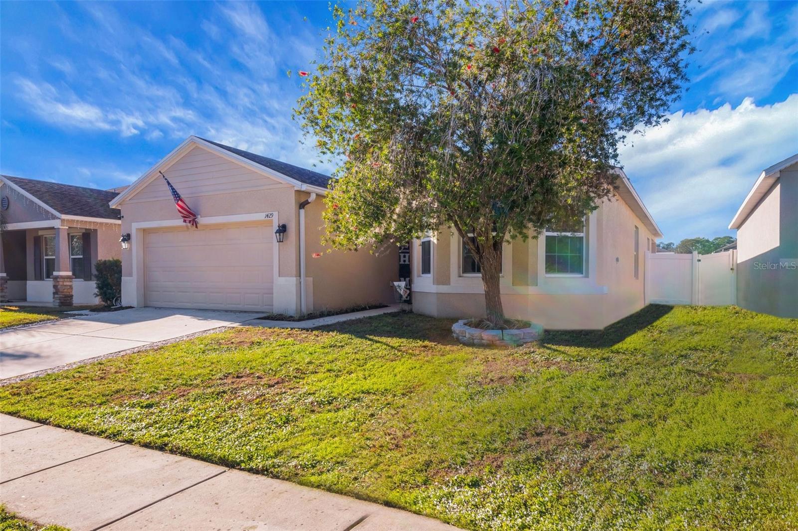 1429 WALLACE MANOR PASS