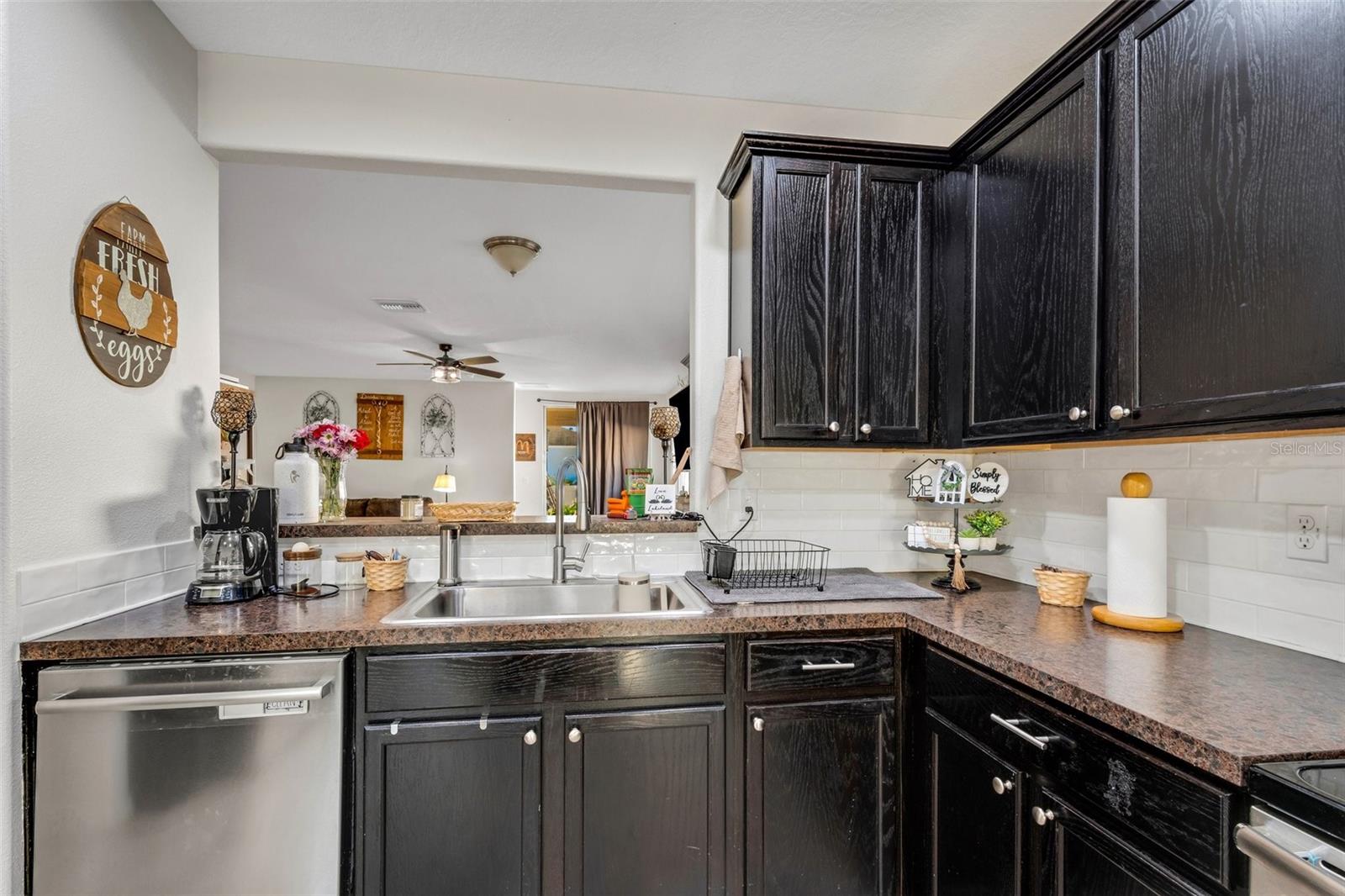 1429 WALLACE MANOR PASS