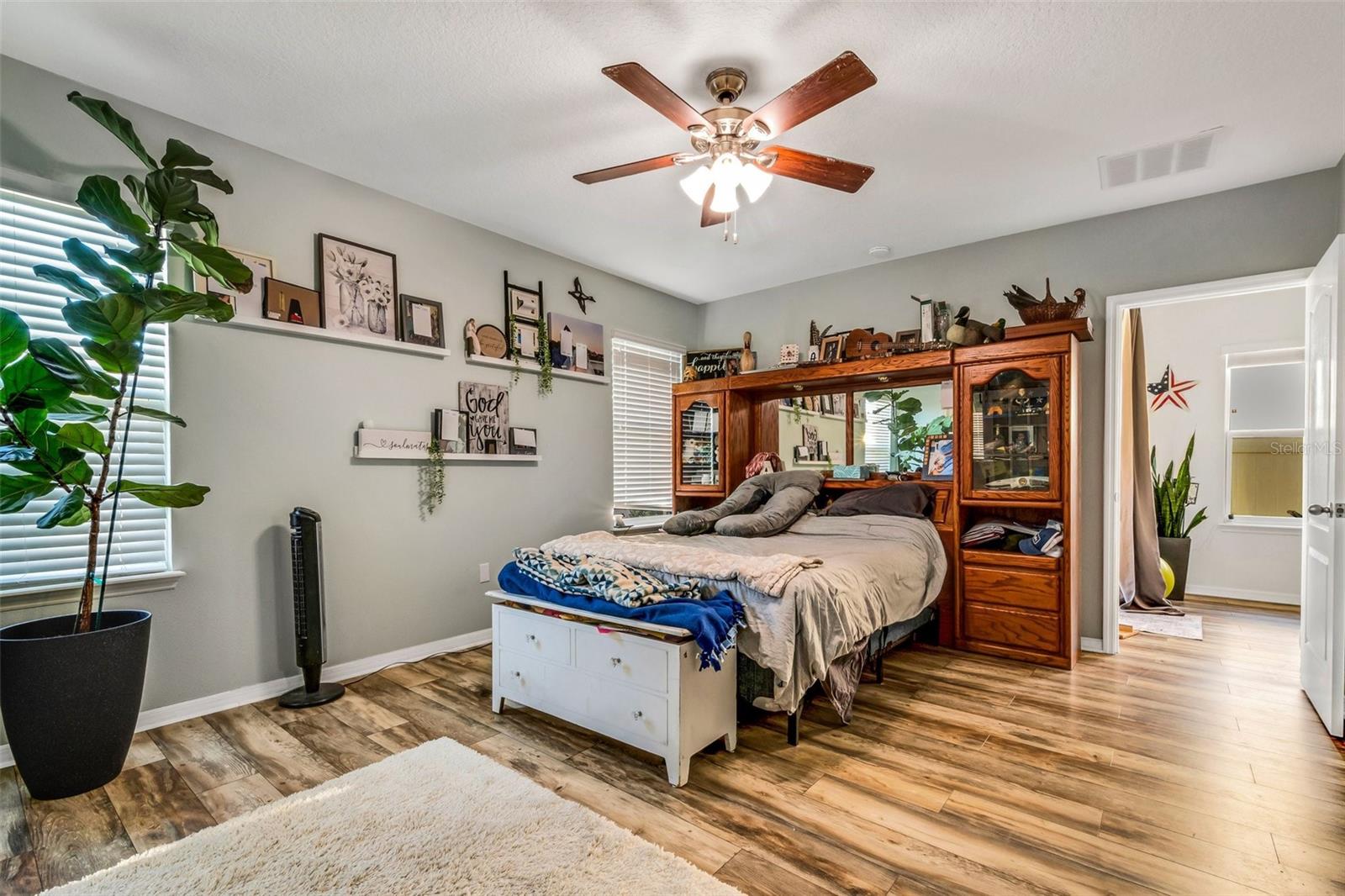 1429 WALLACE MANOR PASS