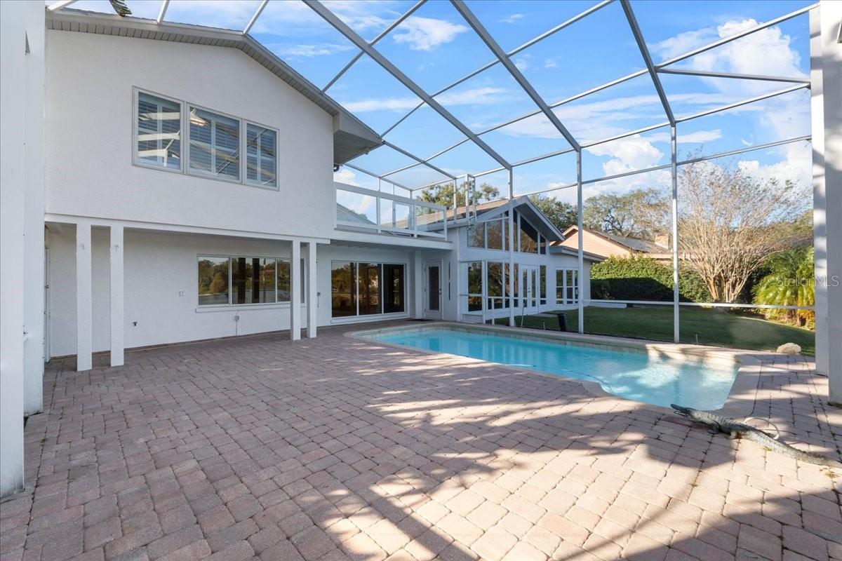 83 SHADOW LN