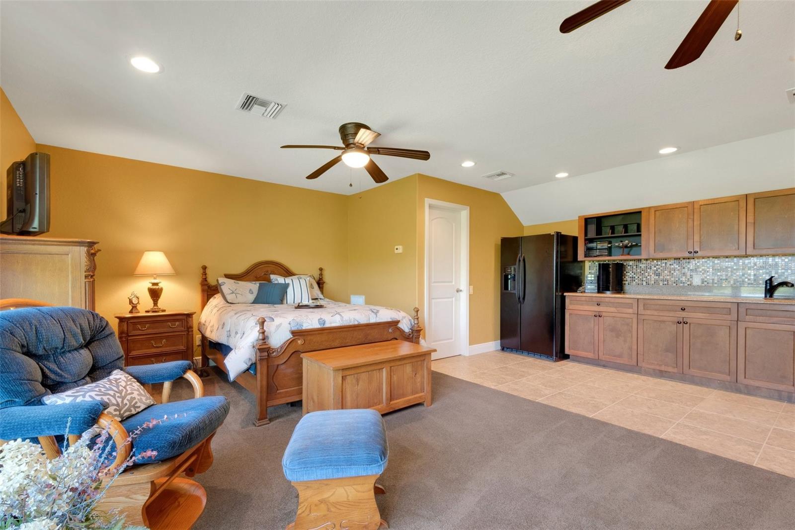 6455 WALKERS GLEN DR