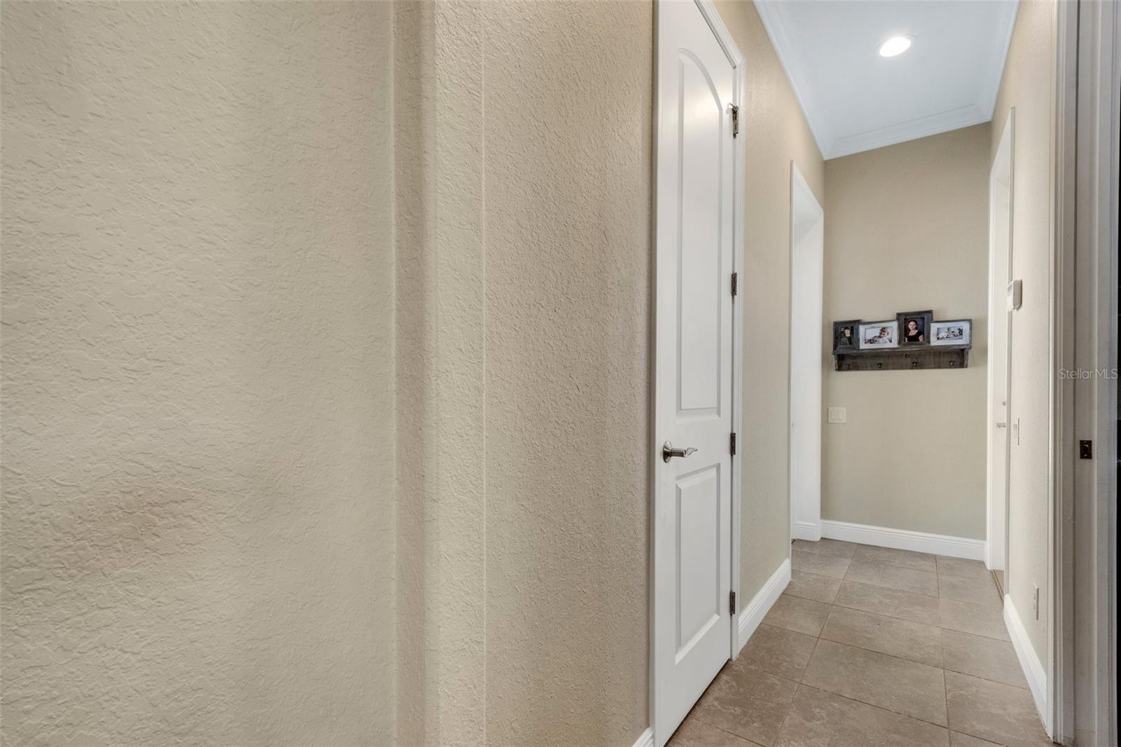 6455 WALKERS GLEN DR