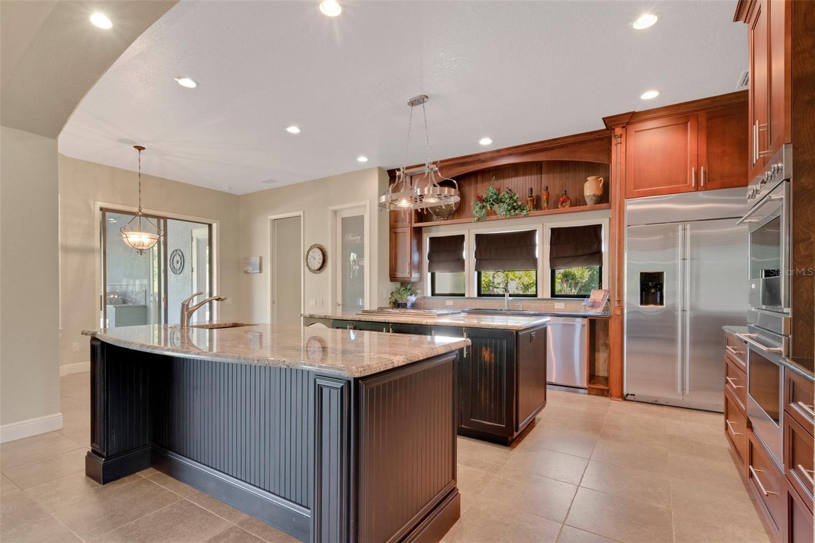 6455 WALKERS GLEN DR