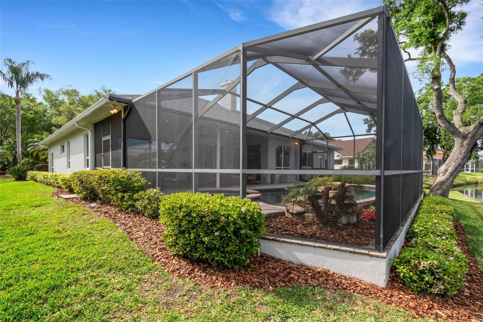 5933 LAKE VICTORIA DR