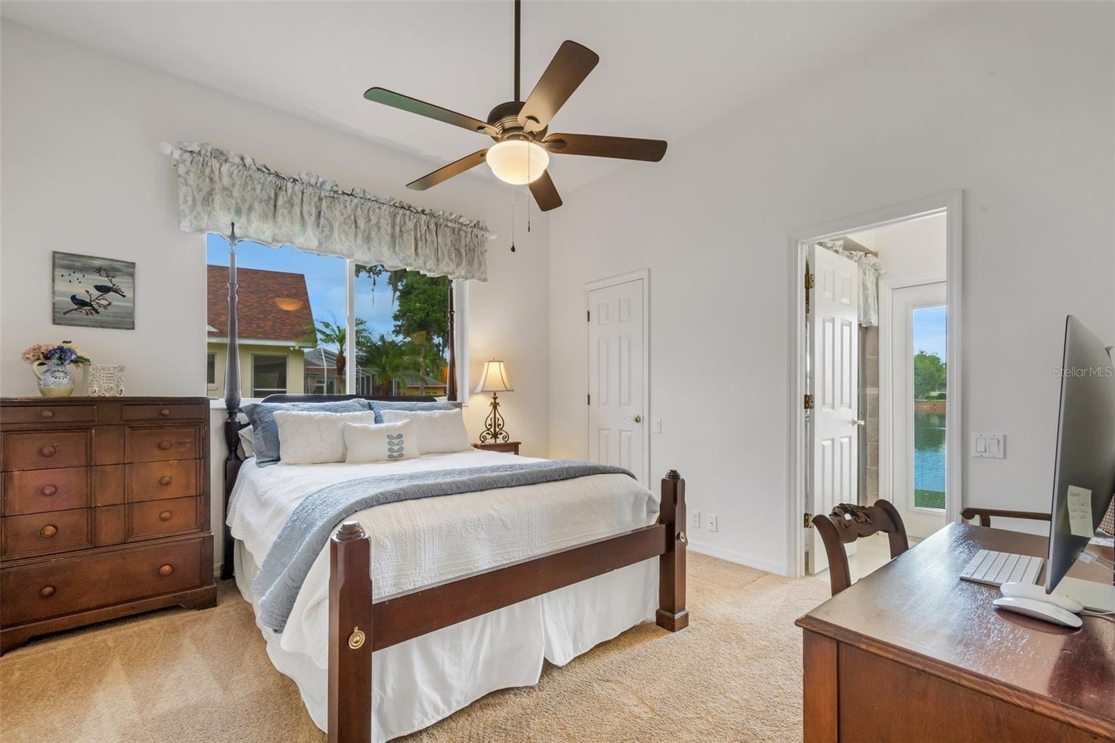 5933 LAKE VICTORIA DR