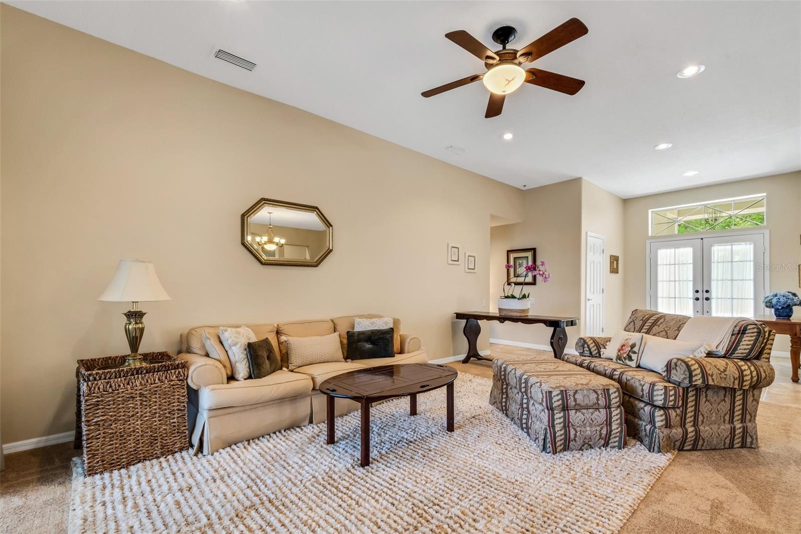 5933 LAKE VICTORIA DR