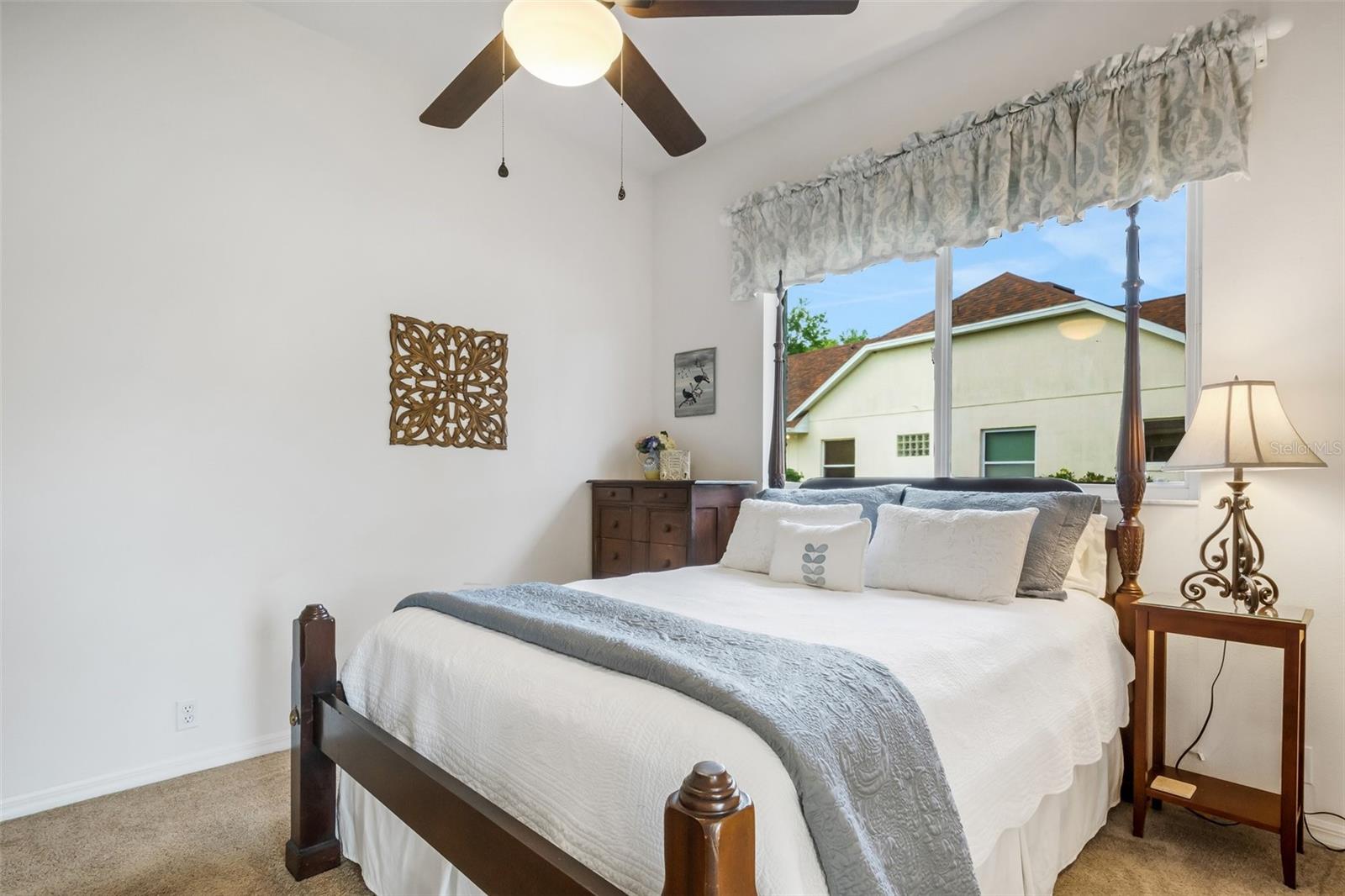 5933 LAKE VICTORIA DR