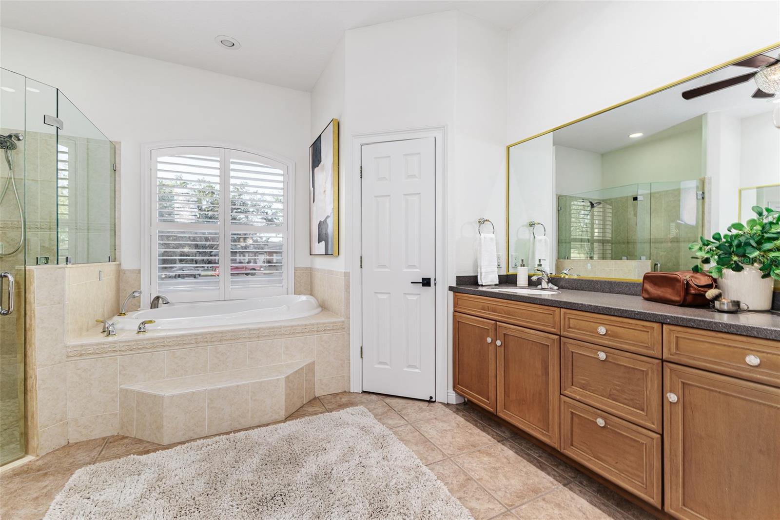 820 WHITESTONE CT