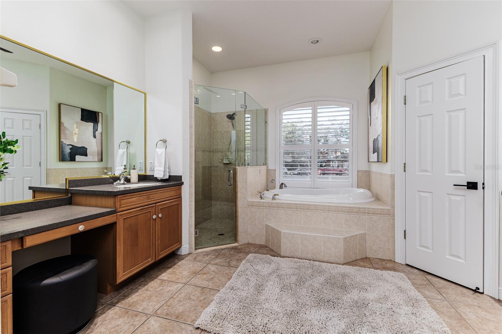 820 WHITESTONE CT