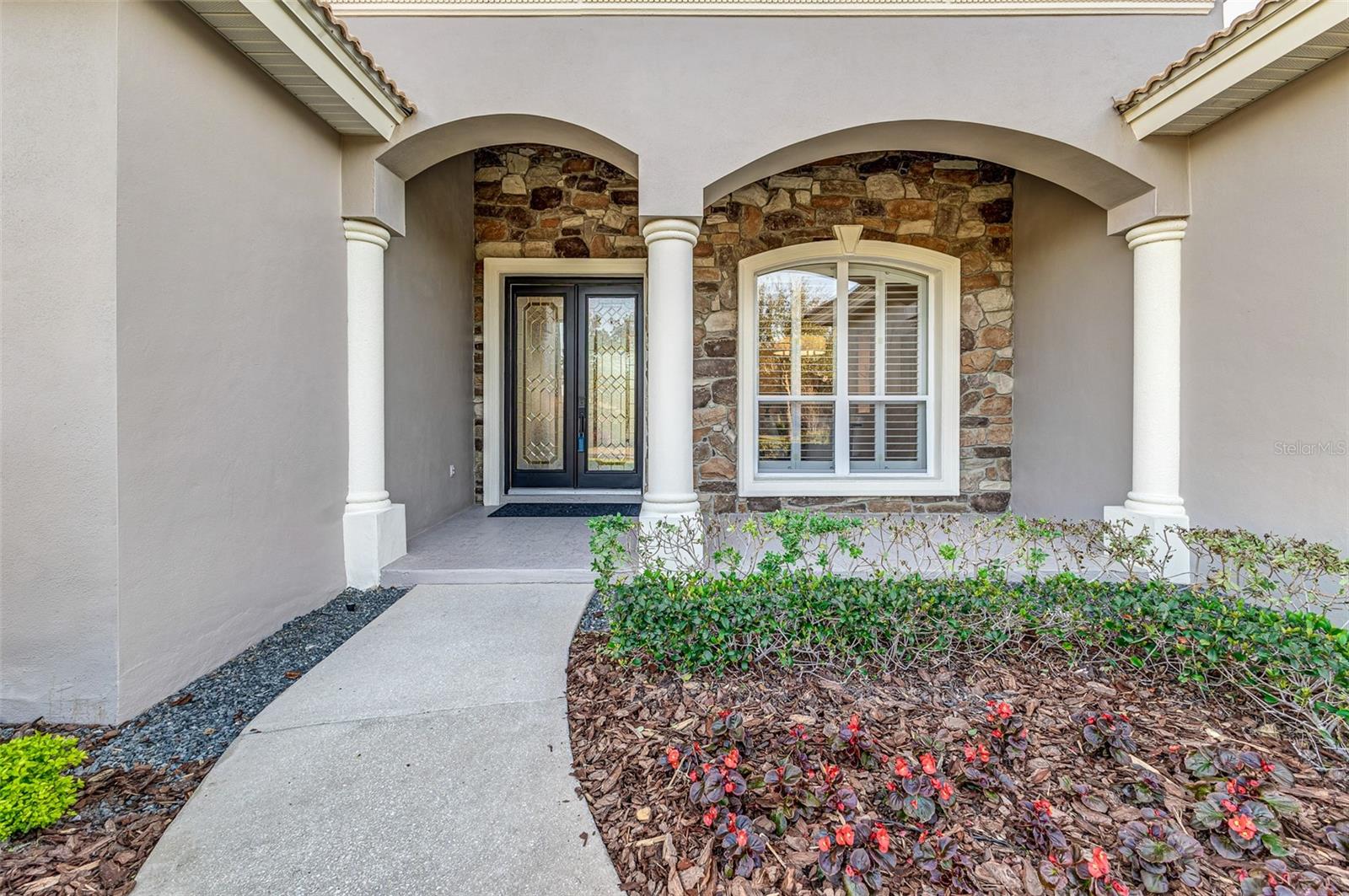 820 WHITESTONE CT