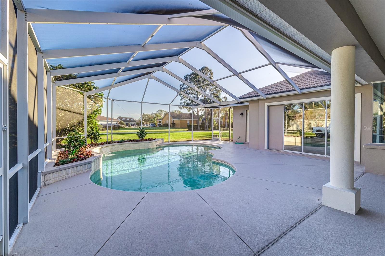 820 WHITESTONE CT