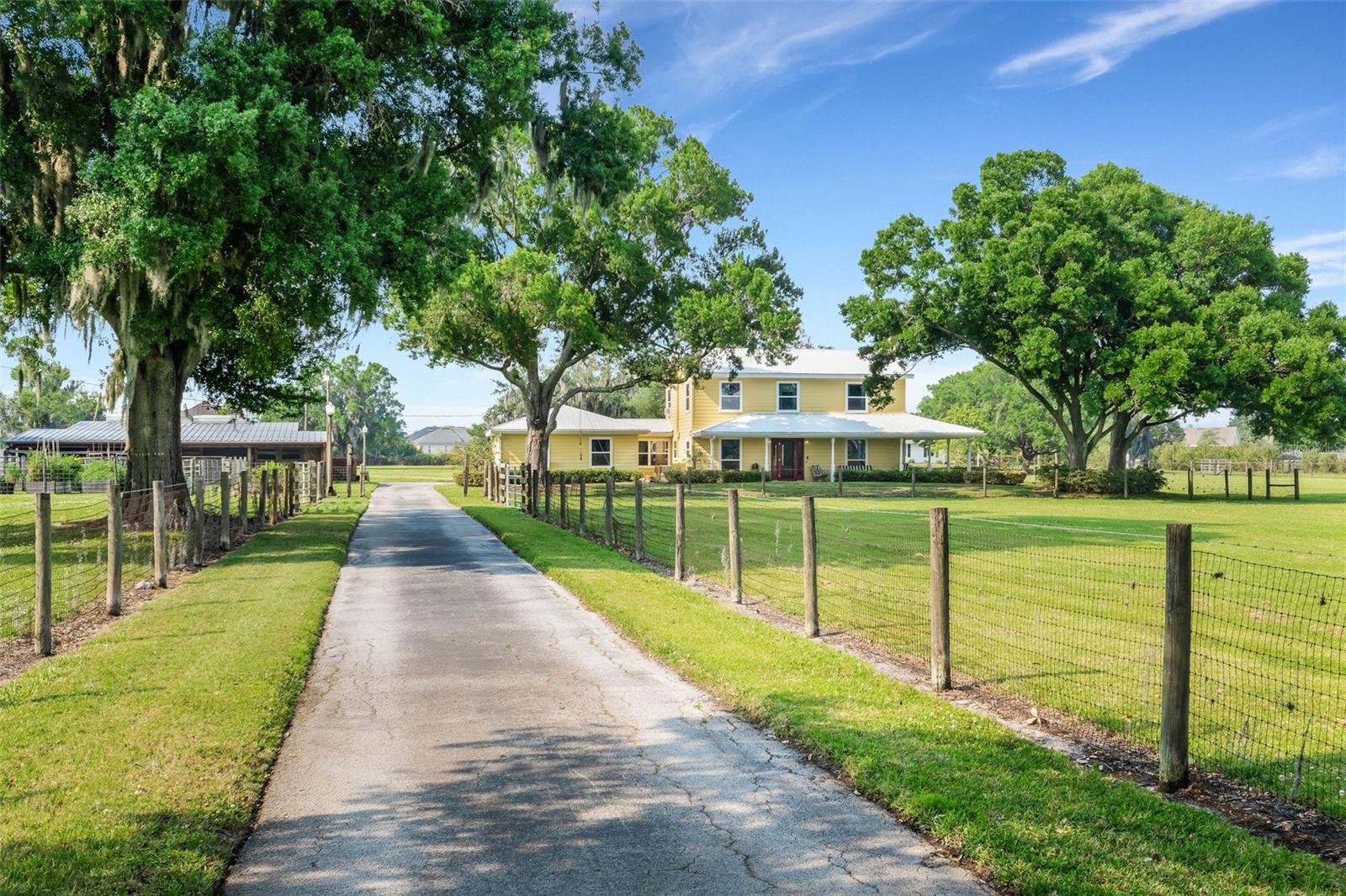 1722 BROKEN ARROW TRL N