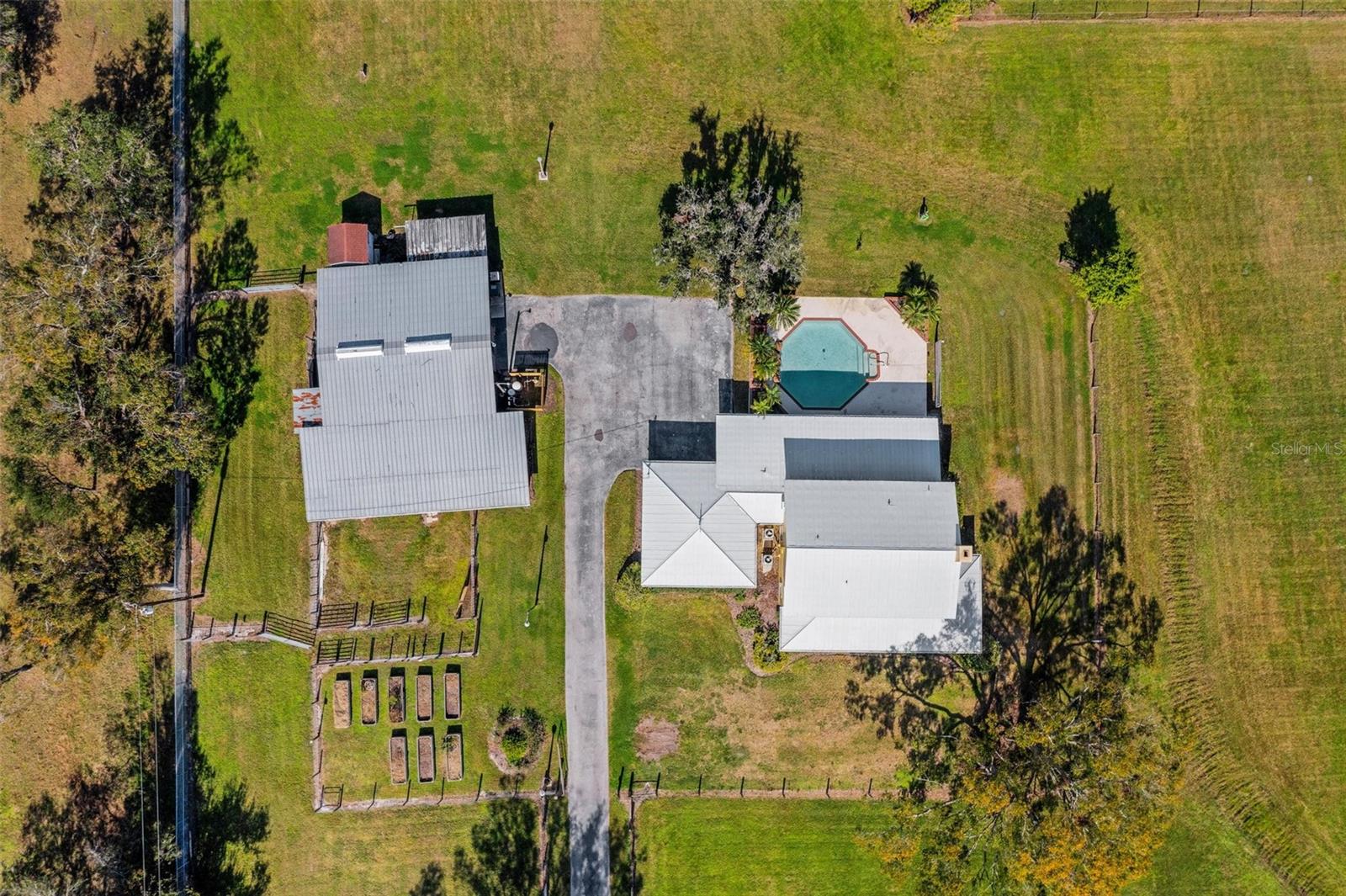 1722 BROKEN ARROW TRL N