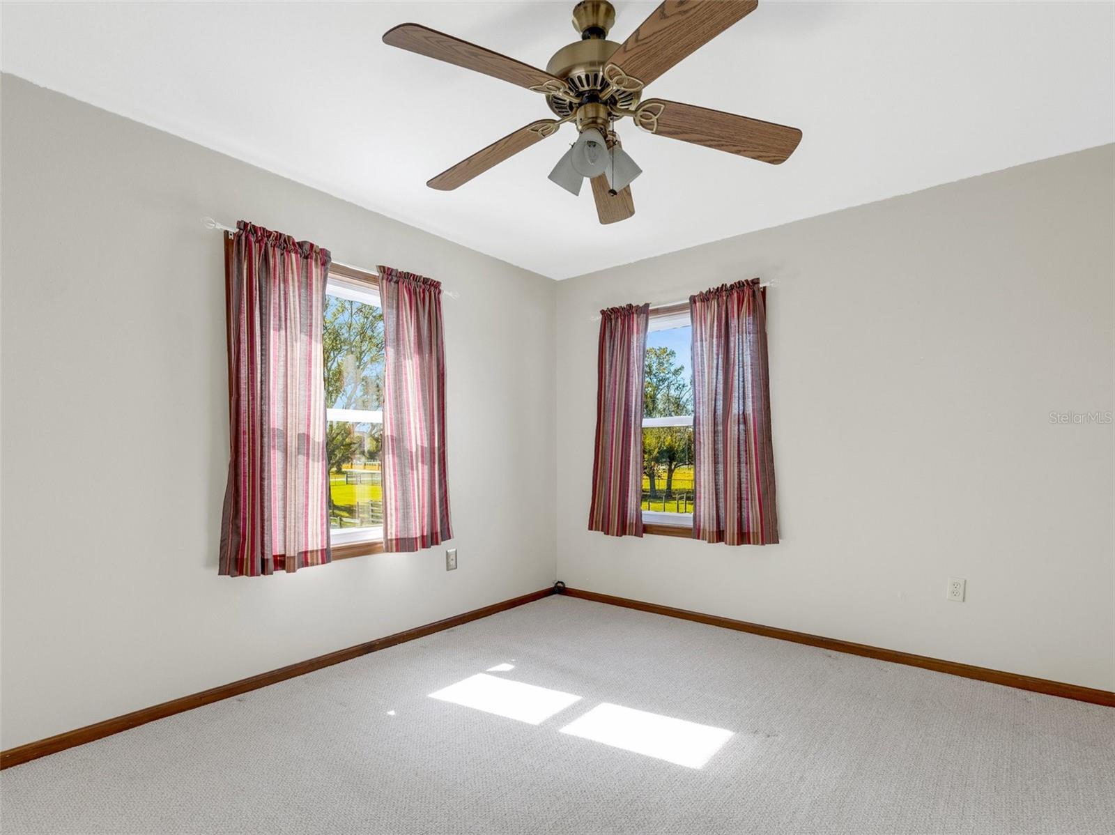 1722 BROKEN ARROW TRL N