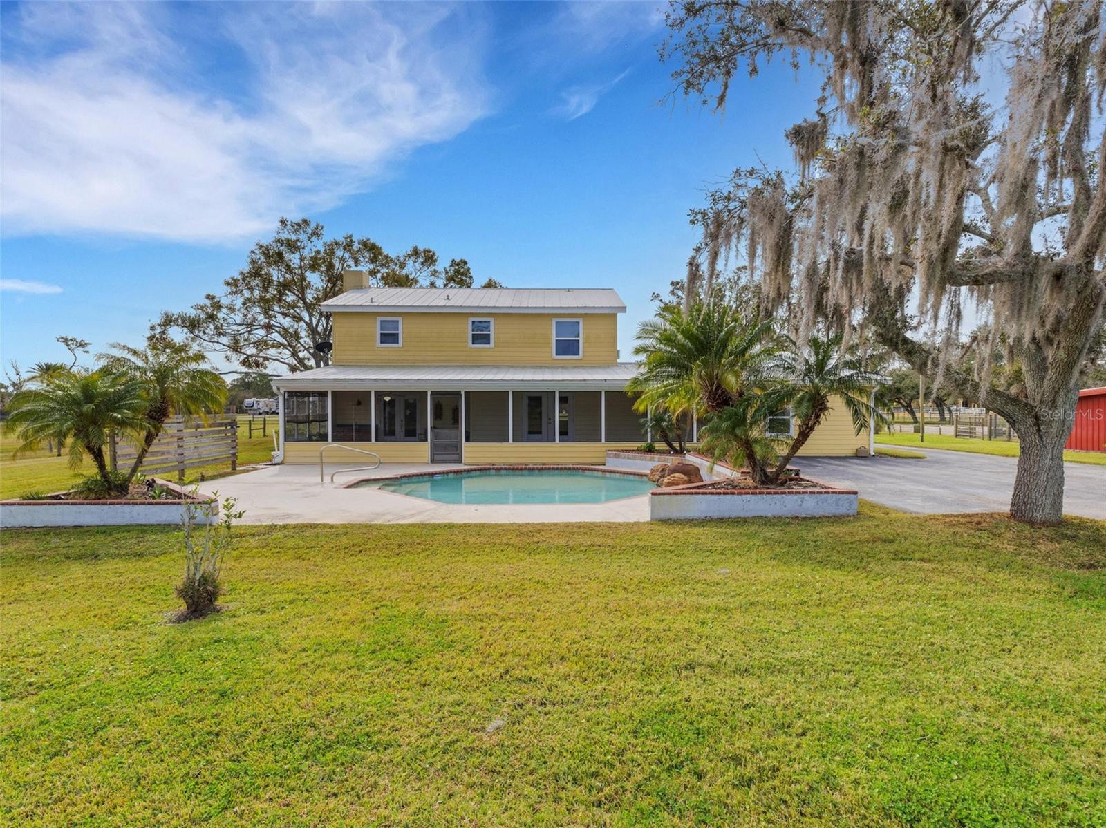 1722 BROKEN ARROW TRL N