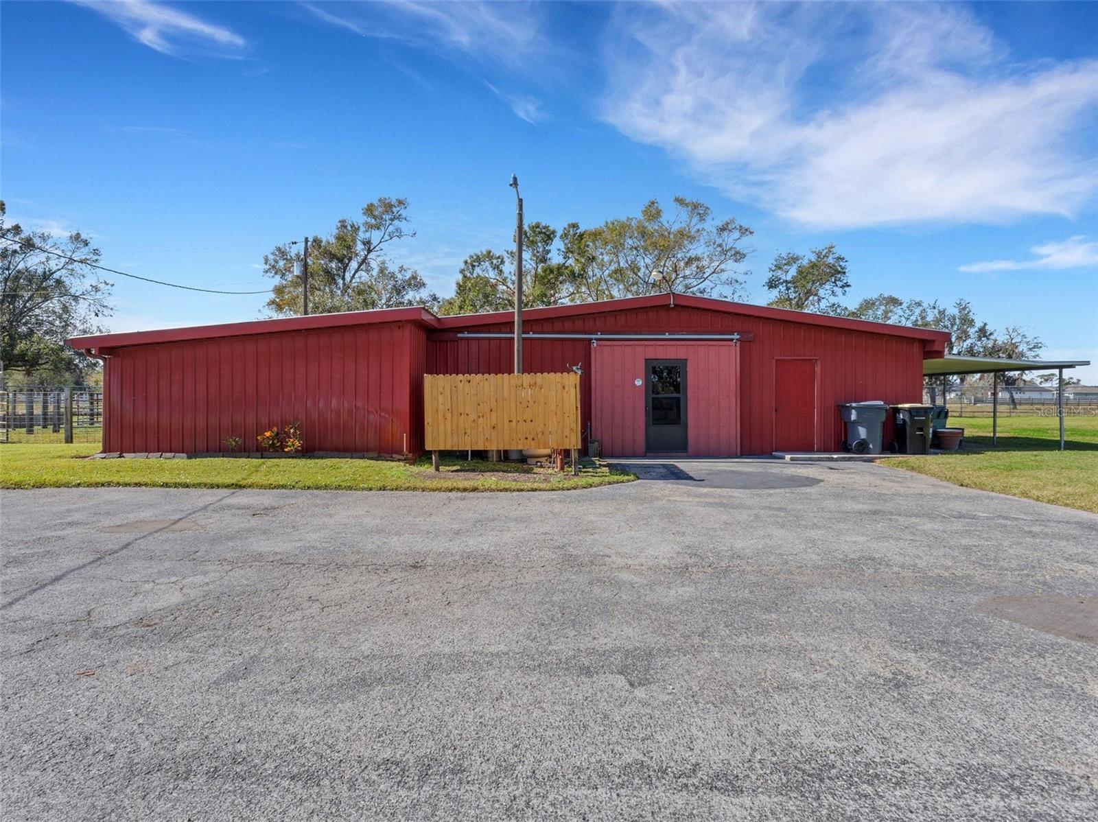 1722 BROKEN ARROW TRL N