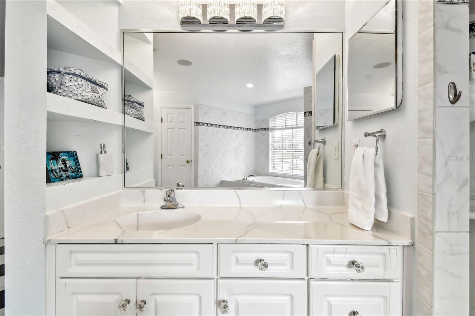 335 OSPREY LANDING WAY