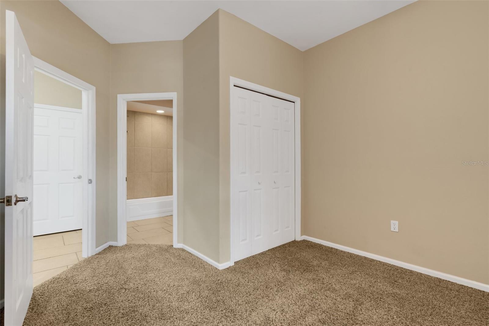 417 ENCLAVE PL #2