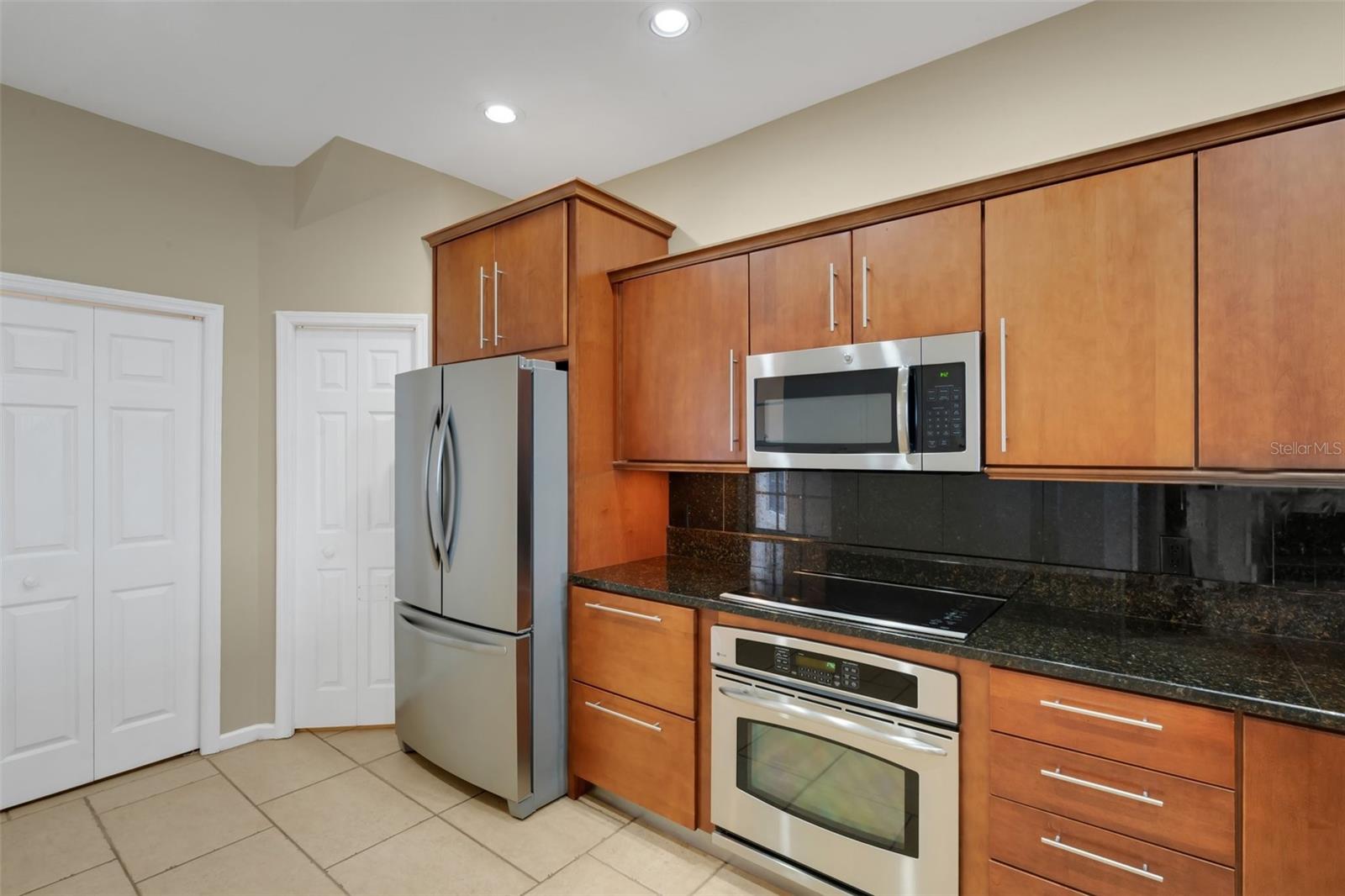 417 ENCLAVE PL #2
