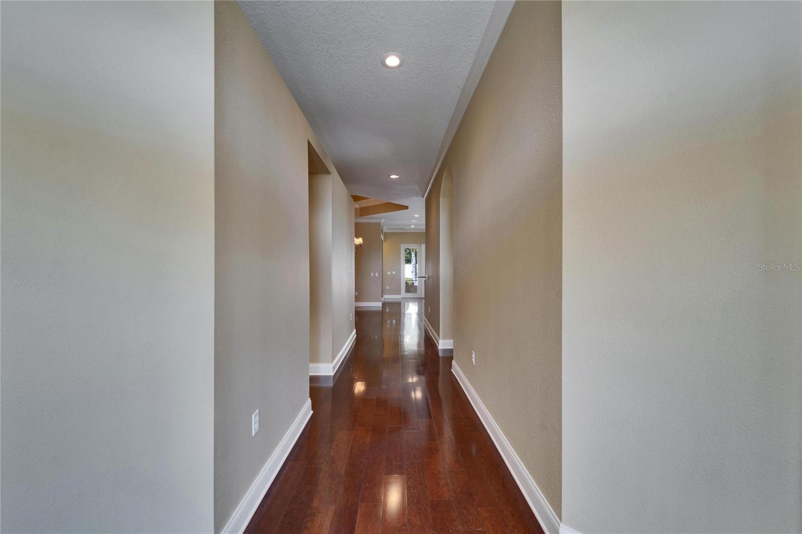 6907 EAGLE RIDGE BLVD