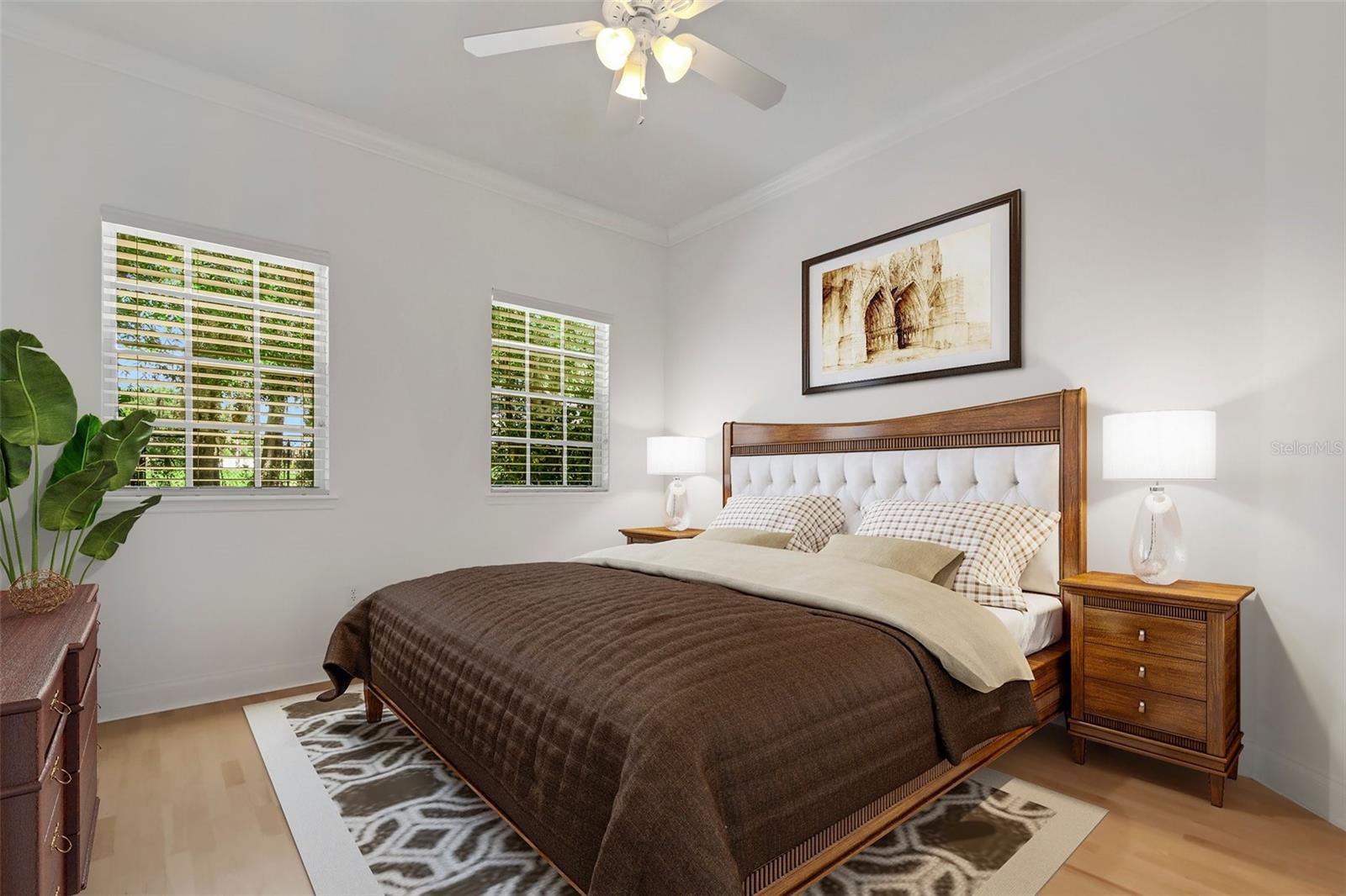 6704 CRESCENT LAKE DR