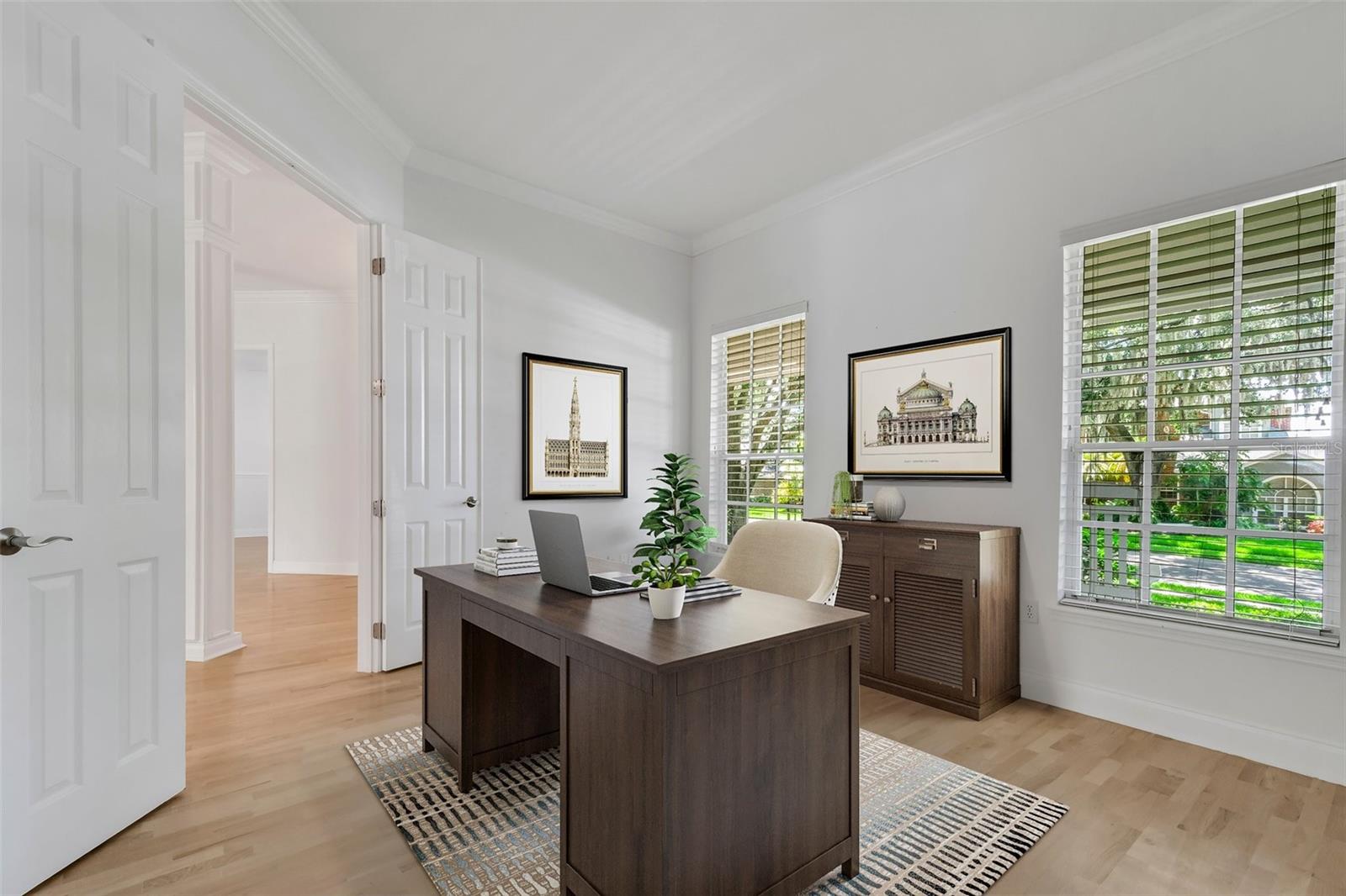 6704 CRESCENT LAKE DR