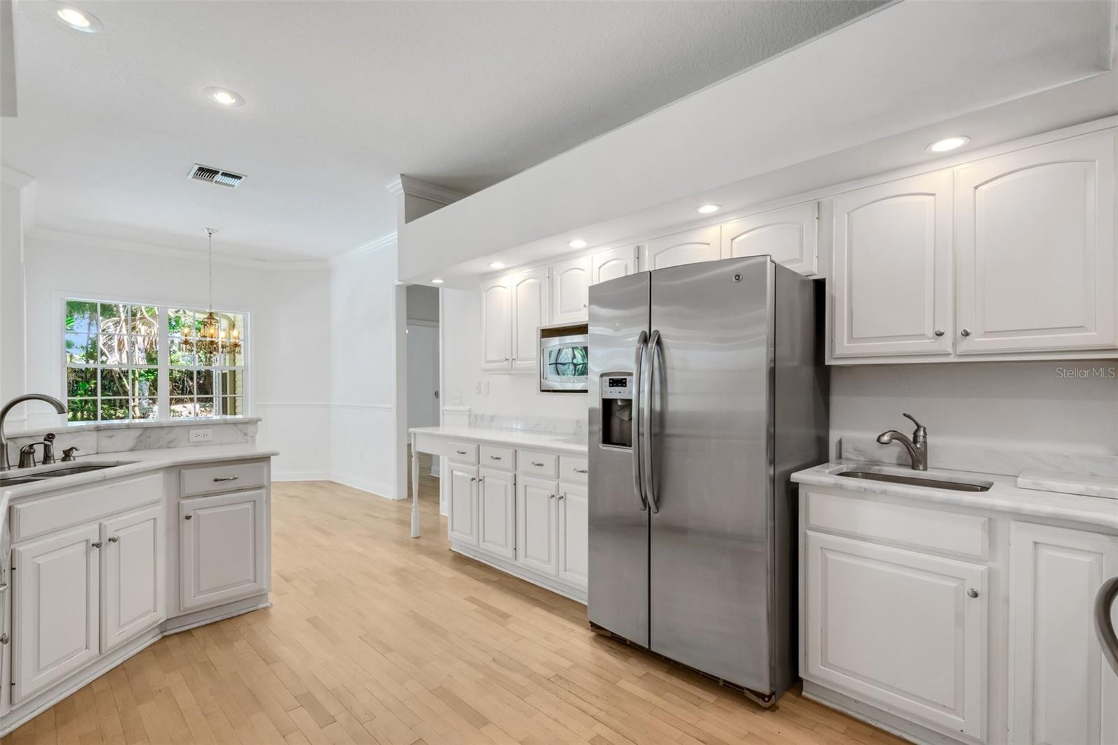 6704 CRESCENT LAKE DR