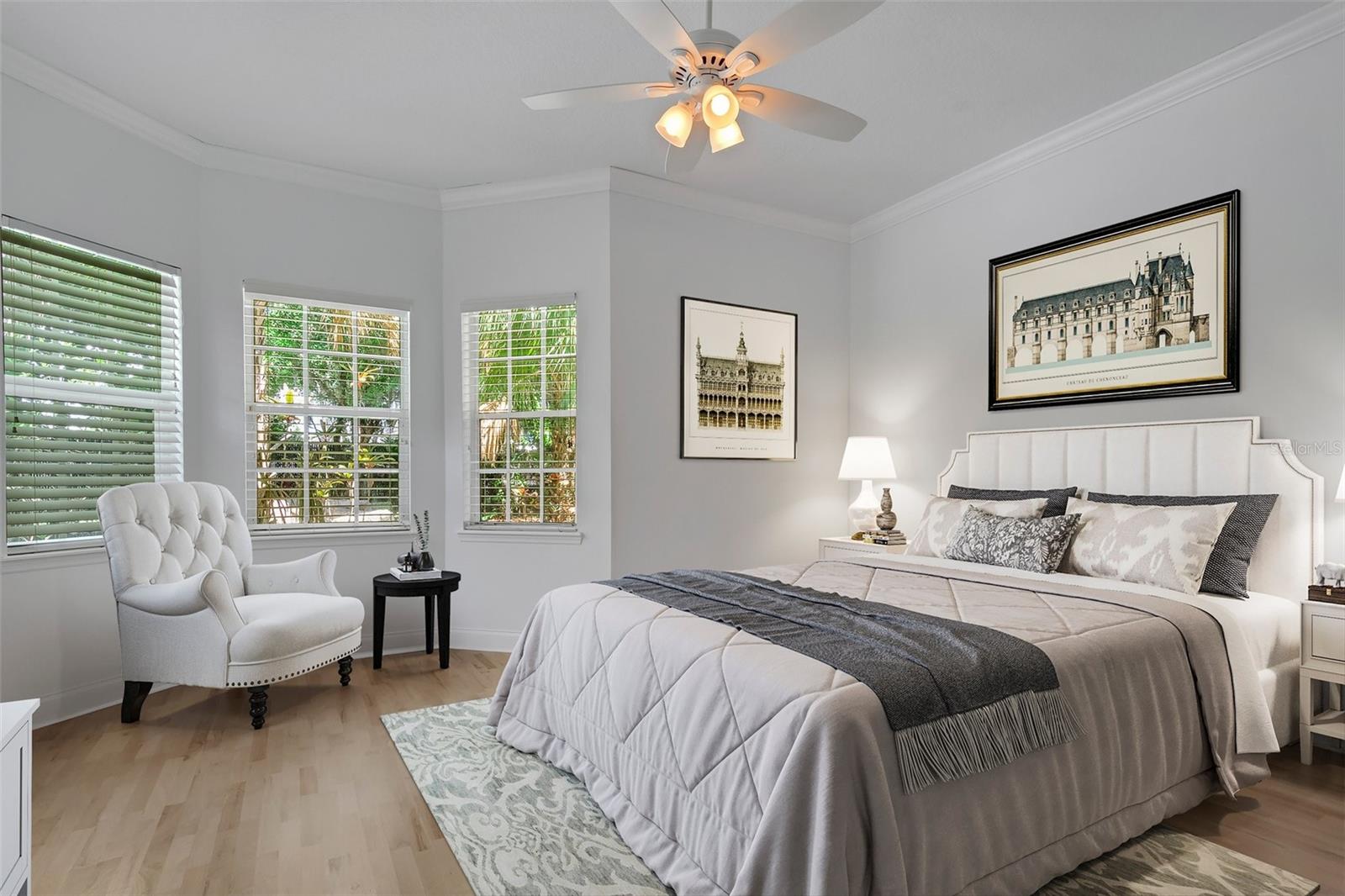 6704 CRESCENT LAKE DR