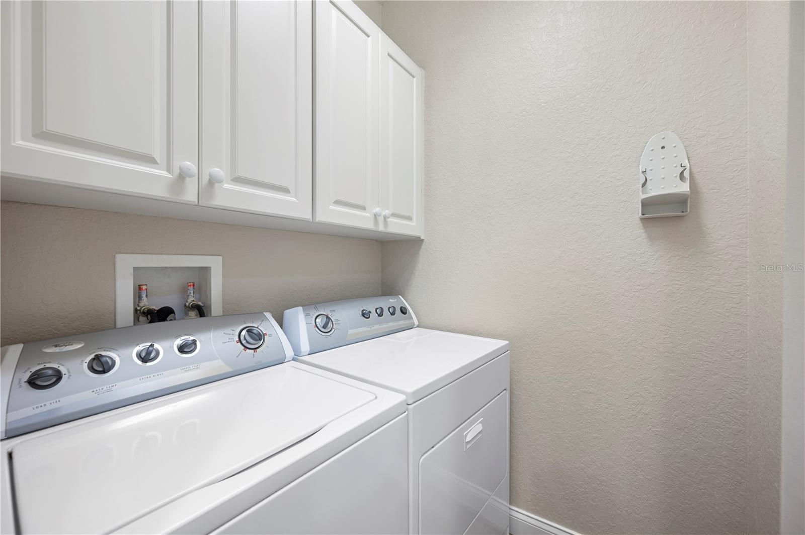 2997 MISSION LAKES DR