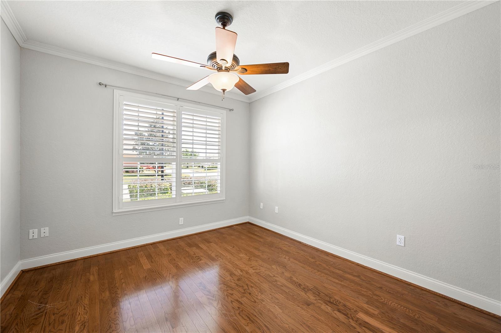 2997 MISSION LAKES DR