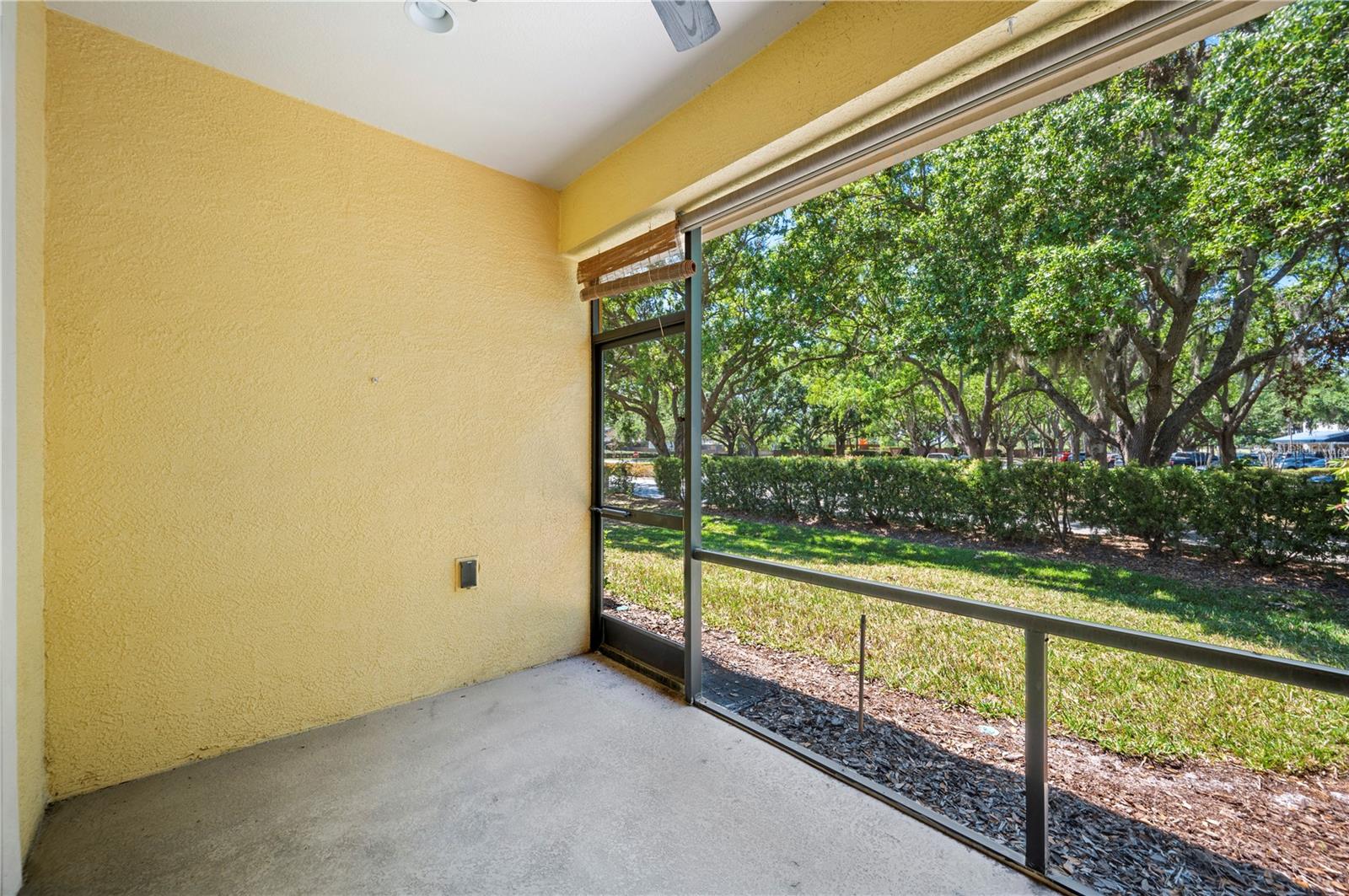 2997 MISSION LAKES DR