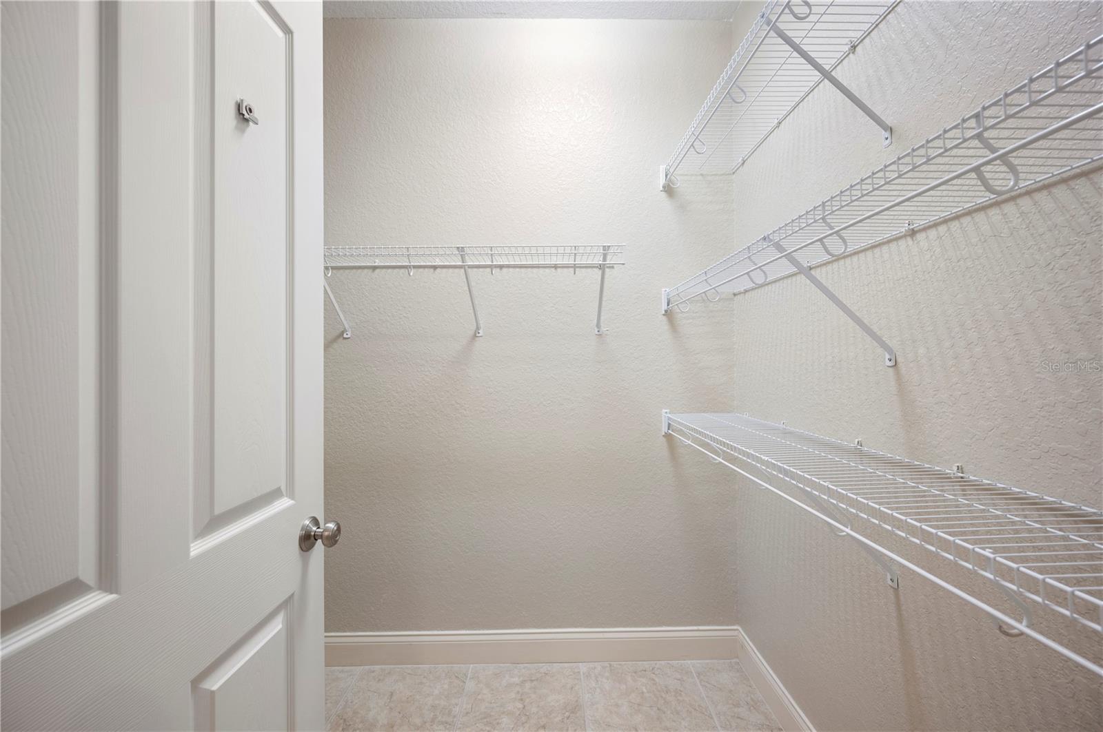 2997 MISSION LAKES DR