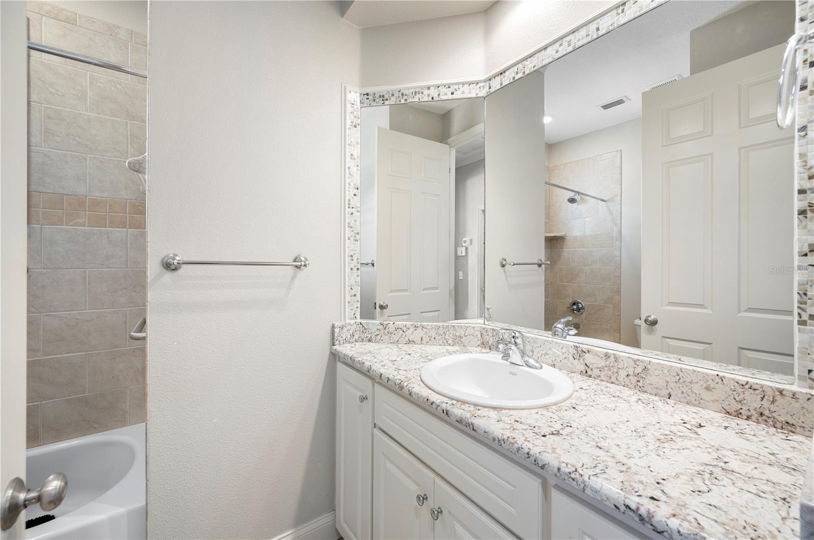 2997 MISSION LAKES DR