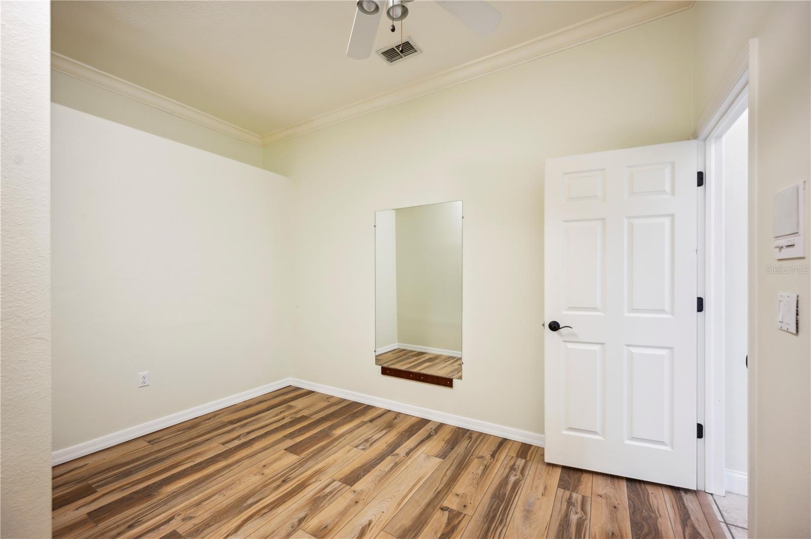 715 HANOVER CT