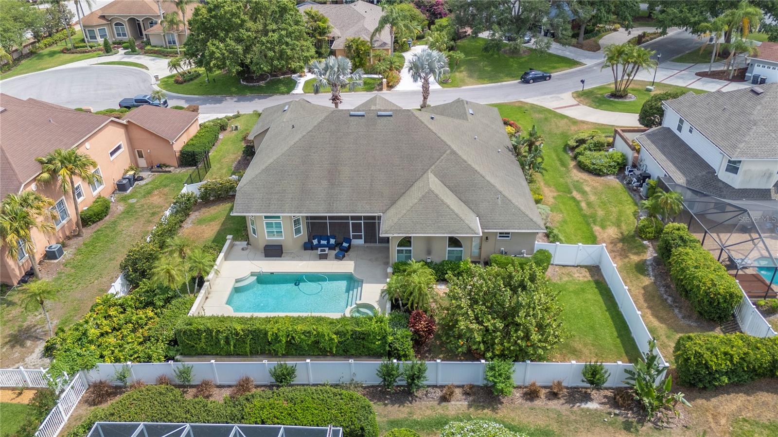 715 HANOVER CT